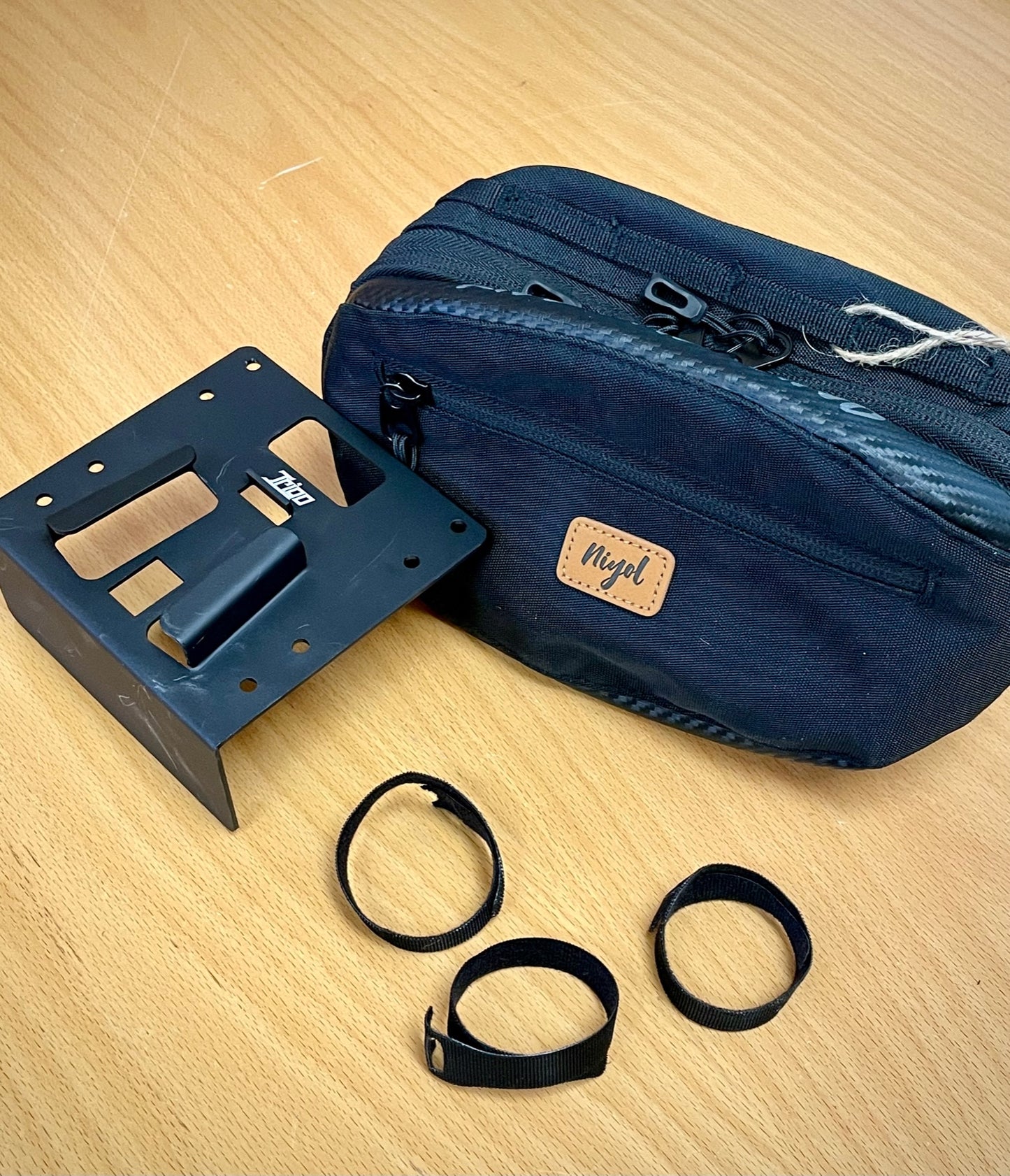 Niyol Mini Front Bag Black