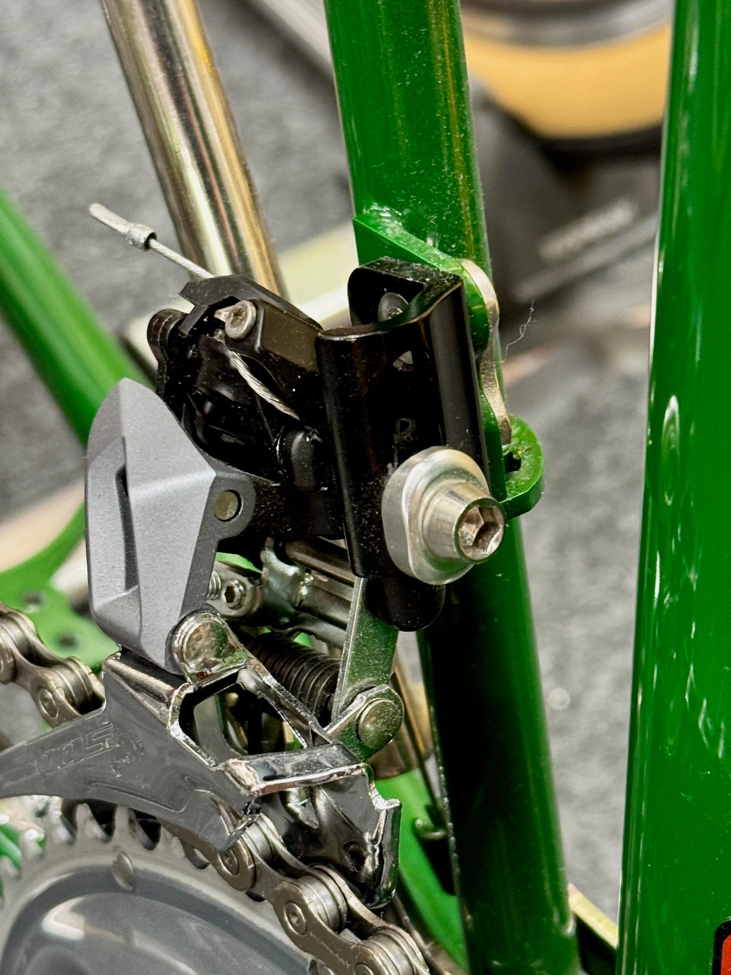 Moulton TSR/SST Front Derailleur Mount M0363