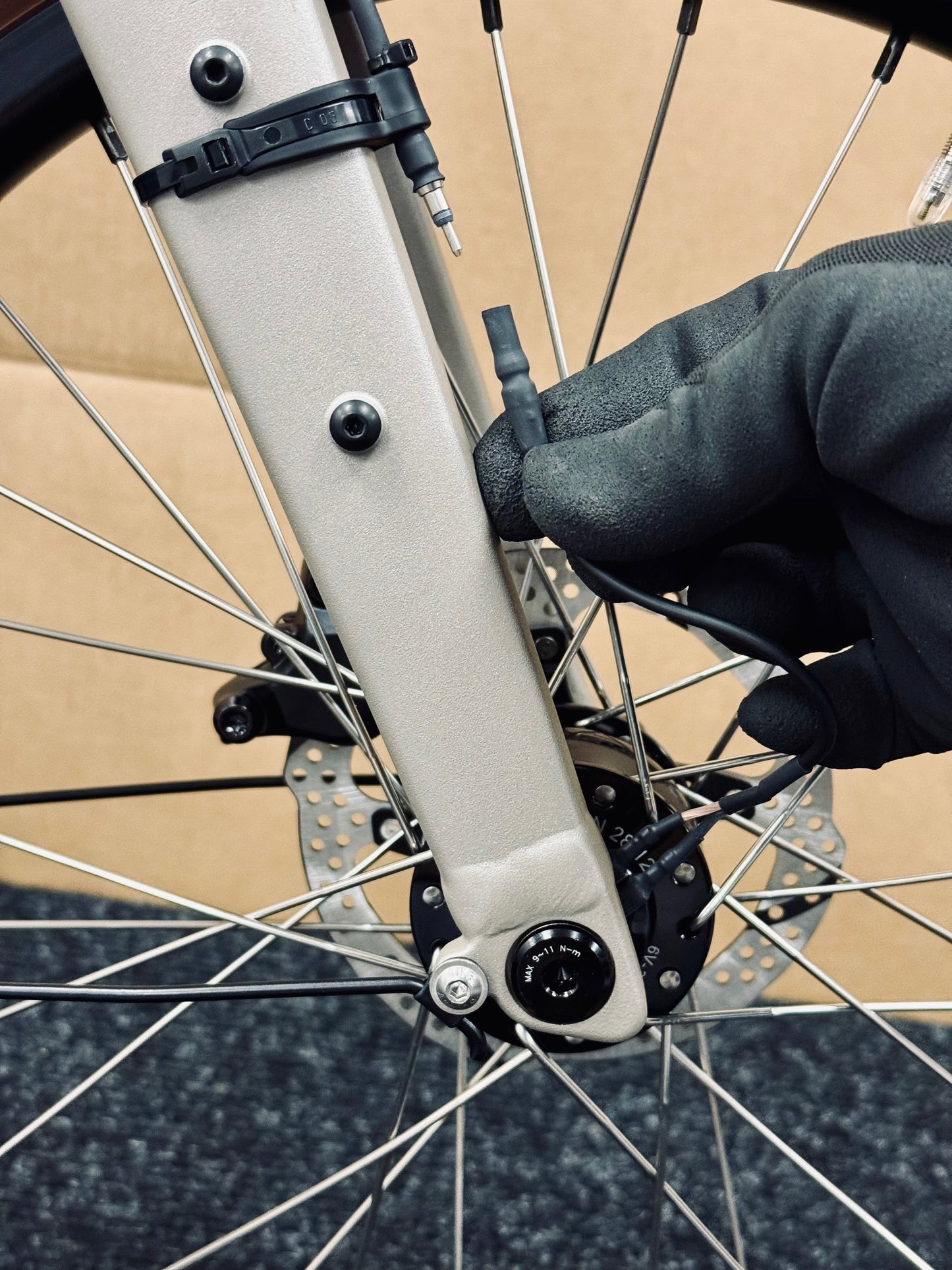 Brompton Venture G Line Alfine 11-Speed Trail Dust White Medium