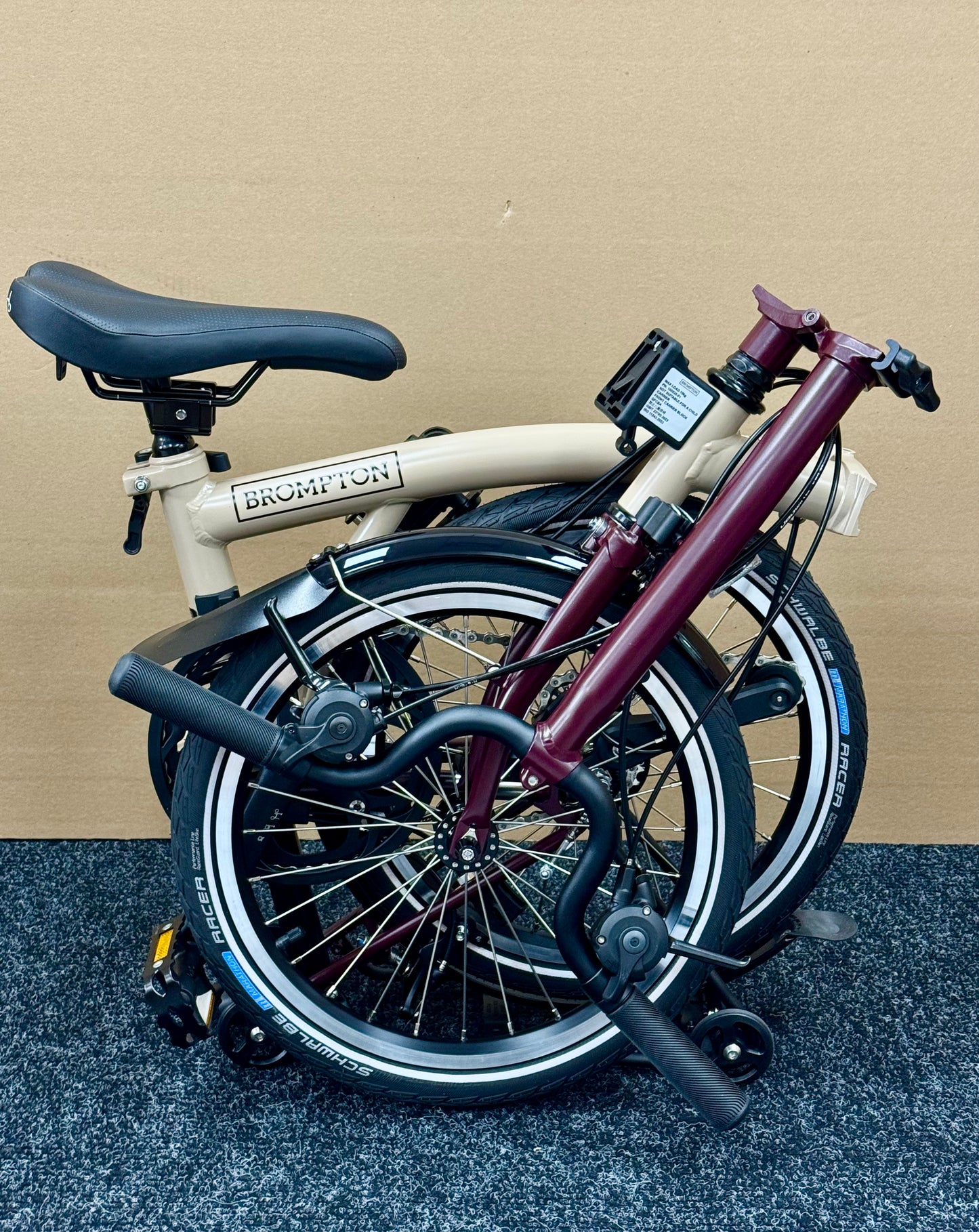 Brompton C Line 12-Speed High-HB Dune/Plum with Roller Rack