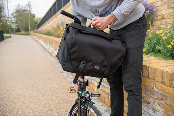 Brompton Metro Messenger Large Black Q101435