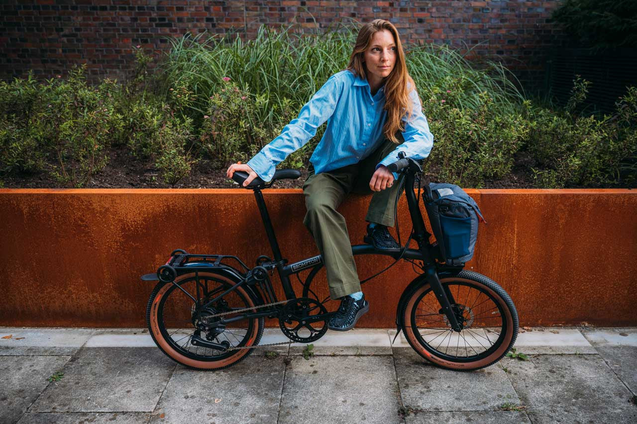 Brompton G Line ELECTRIC 4-Speed Space Black IN STOCK NOW!