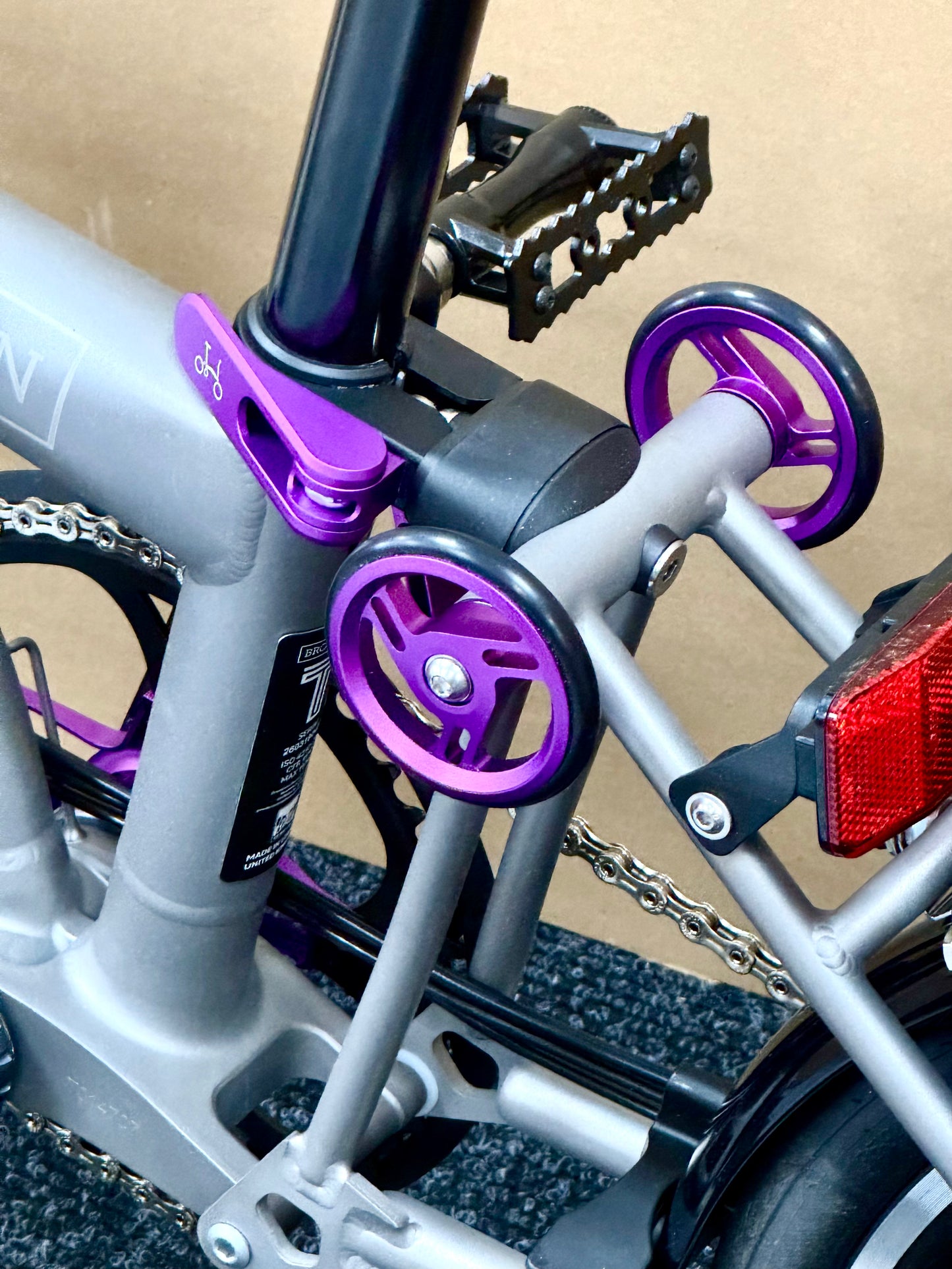 Brompton T Line 12-Speed Mid HB UPGRADED!