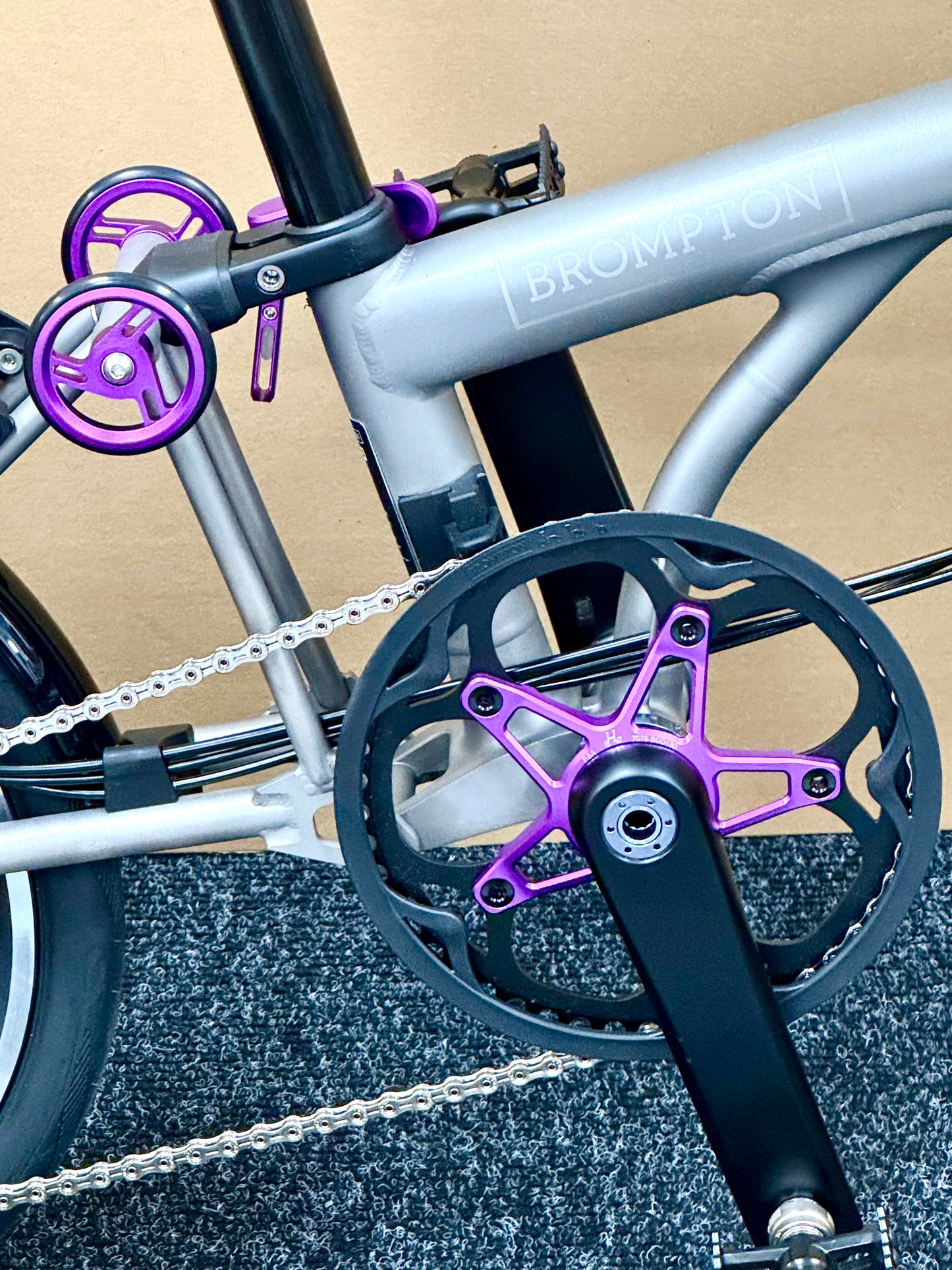 Brompton T Line 12-Speed Mid HB UPGRADED!