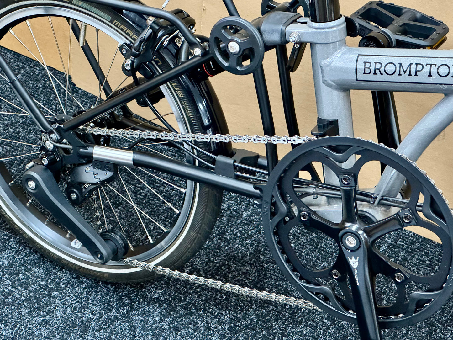 Brompton Pre-Owned P Line 4-Speed High-HB E-Bike Metallic Grey