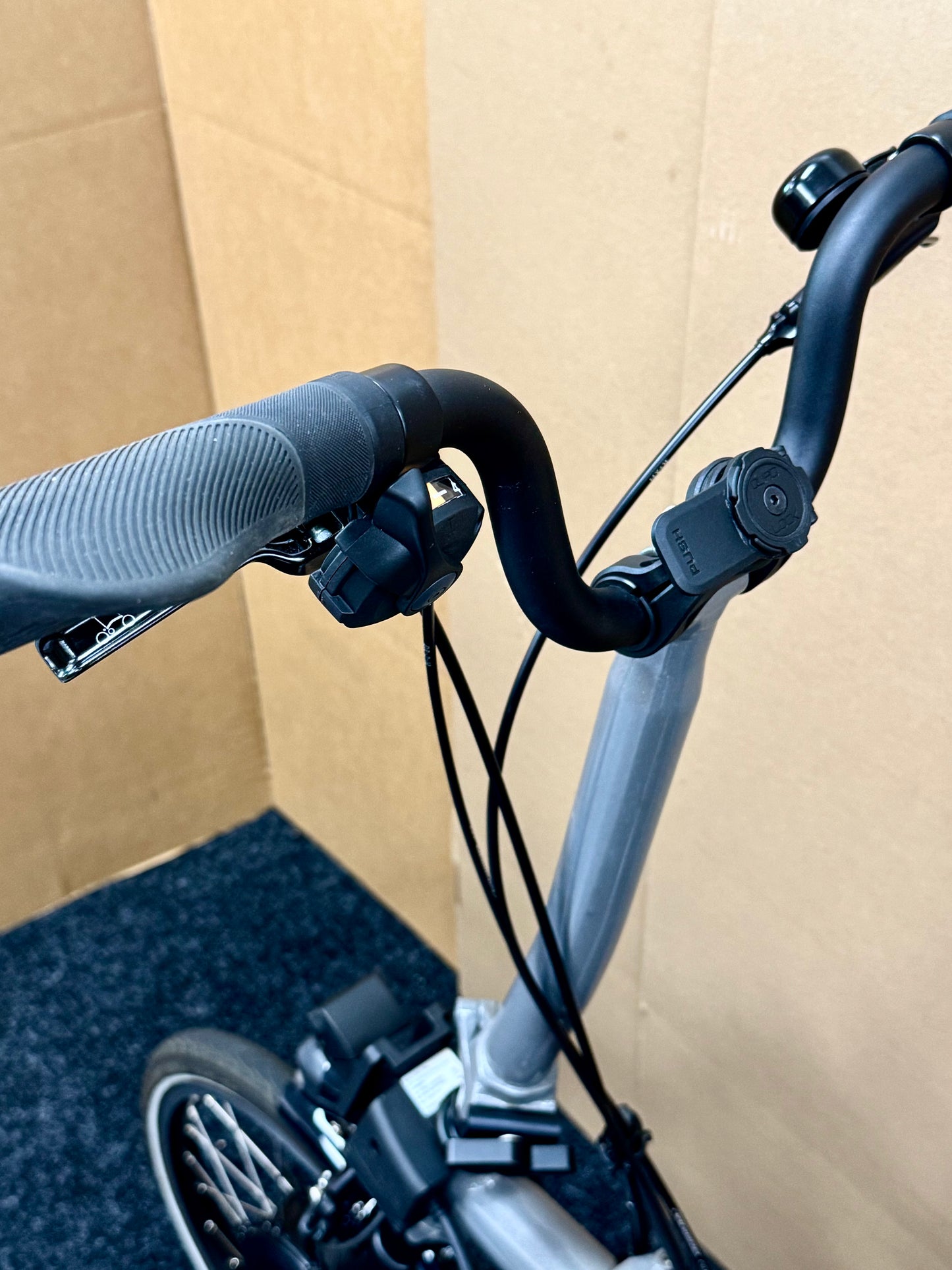 Brompton Pre-Owned P Line 4-Speed High-HB E-Bike Metallic Grey