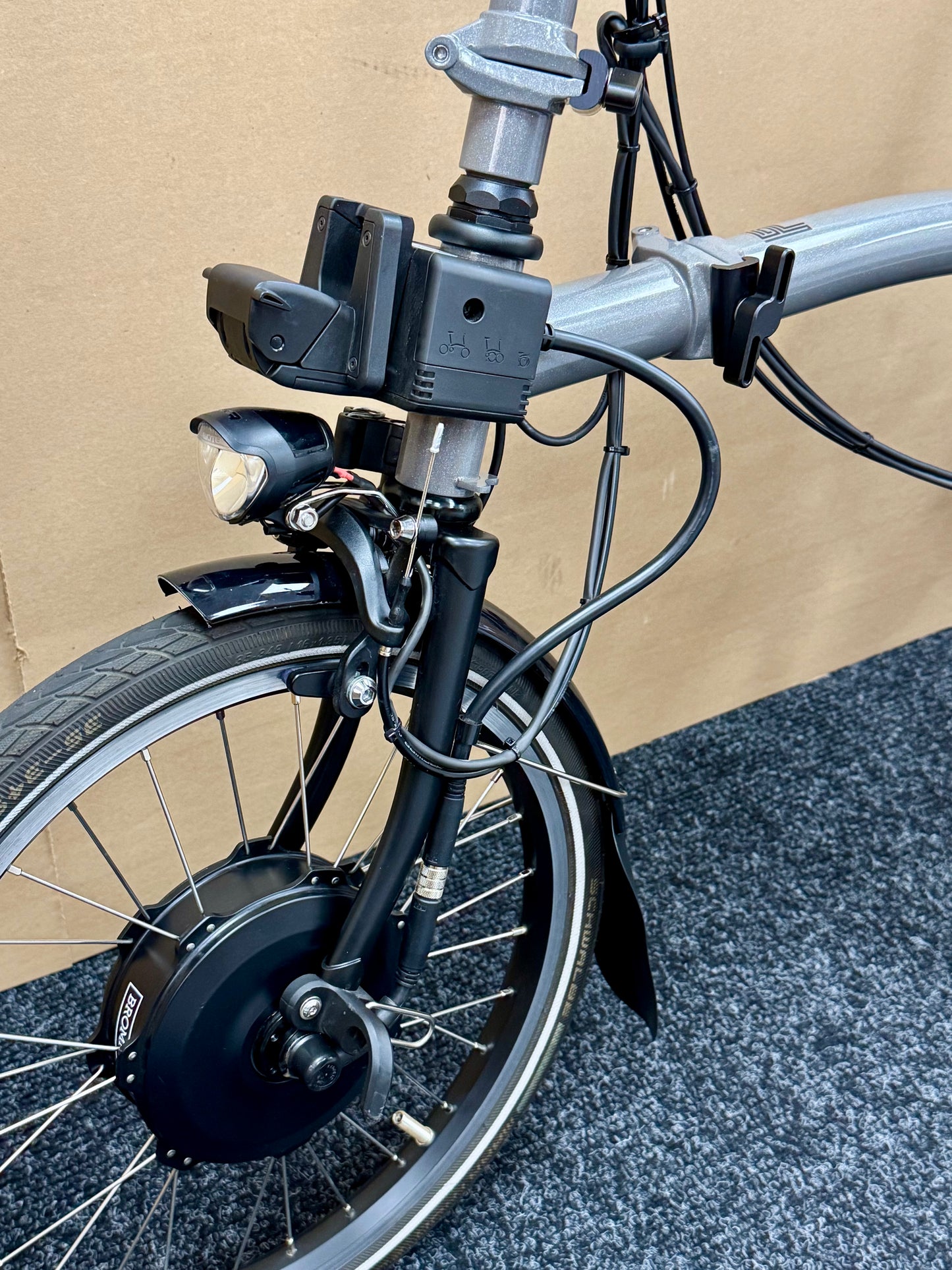 Brompton Pre-Owned P Line 4-Speed High-HB E-Bike Metallic Grey