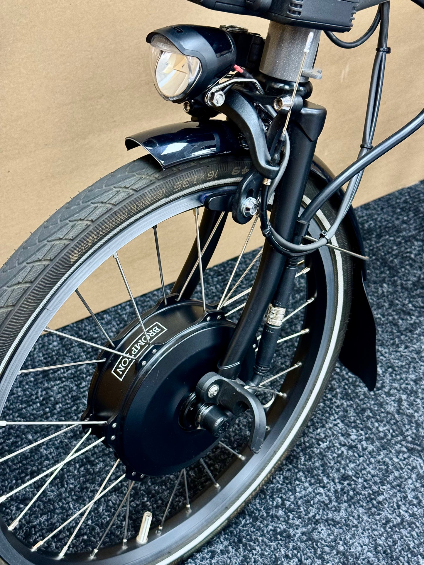 Brompton Pre-Owned P Line 4-Speed High-HB E-Bike Metallic Grey