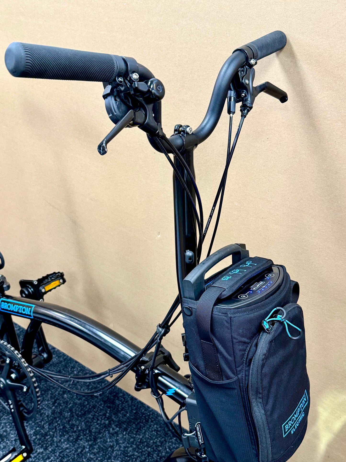 Brompton Pre-Owned High-HB 6-Speed Electric Bike All Black