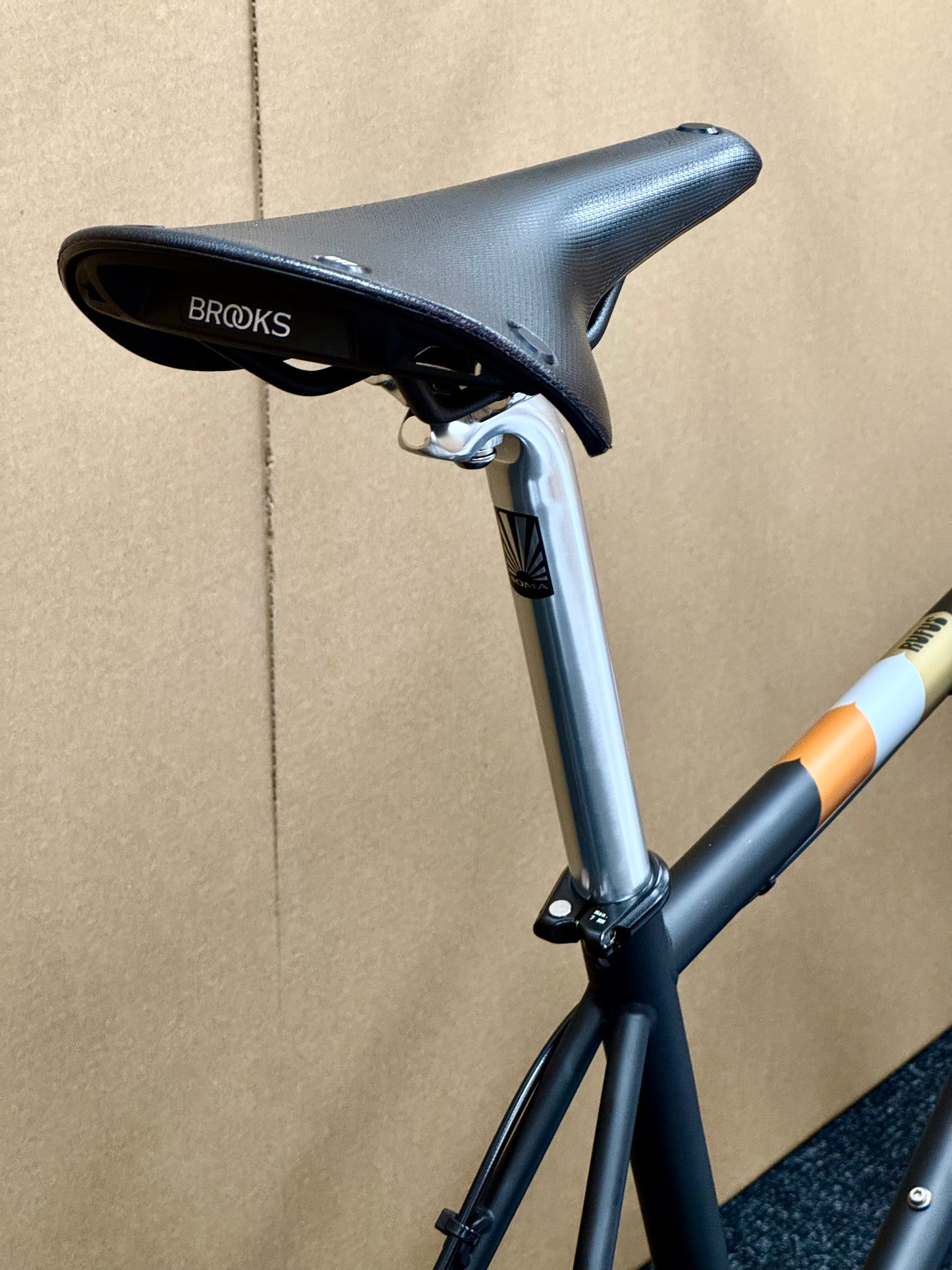 Soma Rufus Matte Black Medium