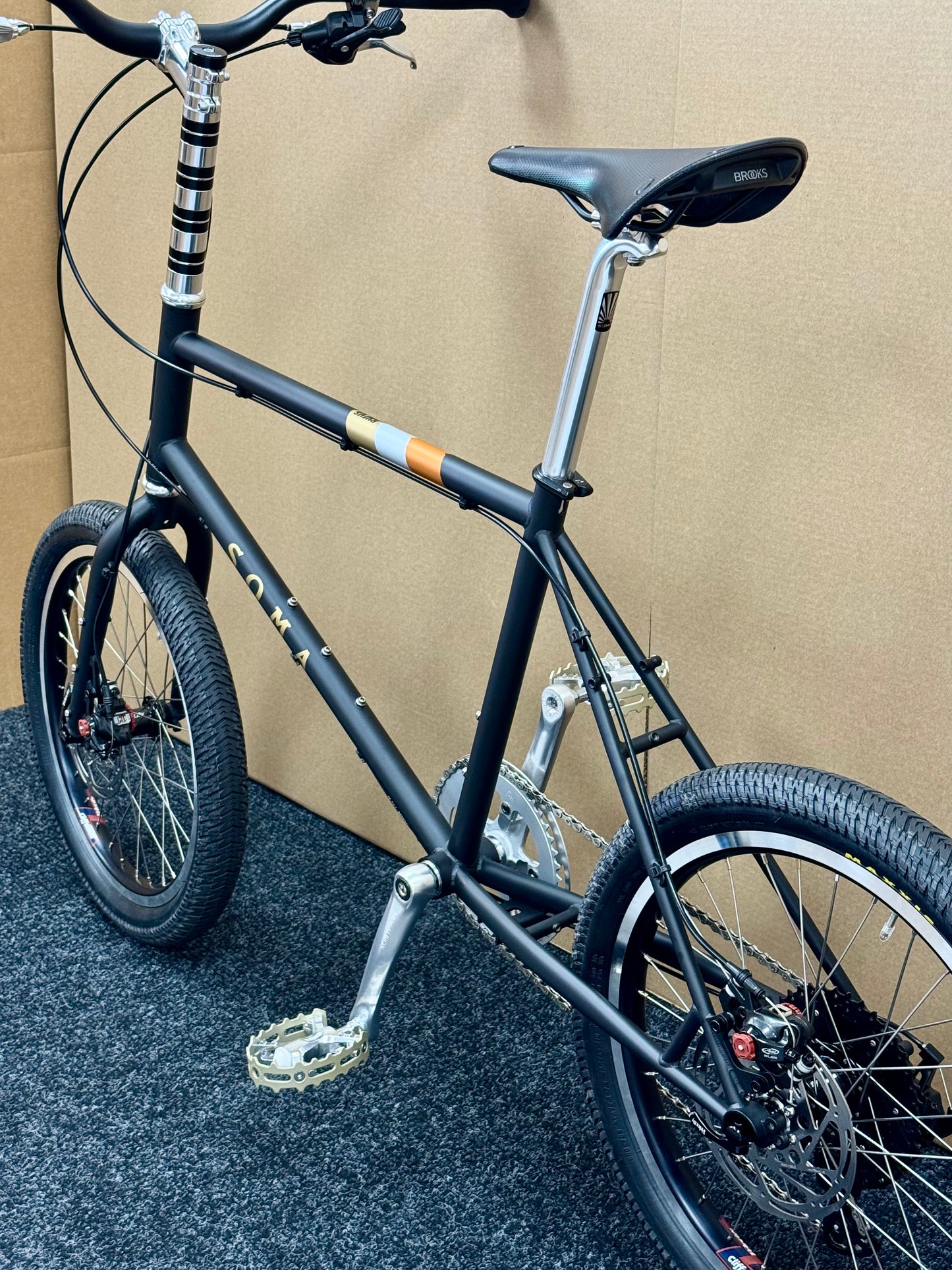 Soma Rufus Matte Black Medium