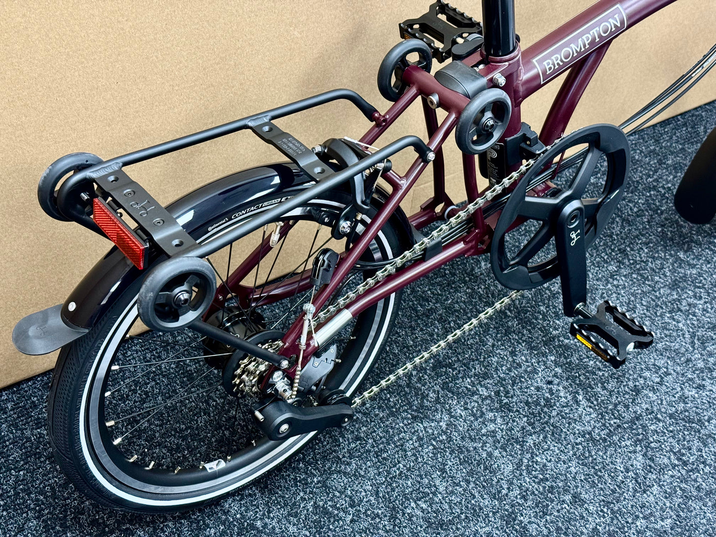 Brompton P Line 12-Speed High-HB Plum Red w/Roller Rack