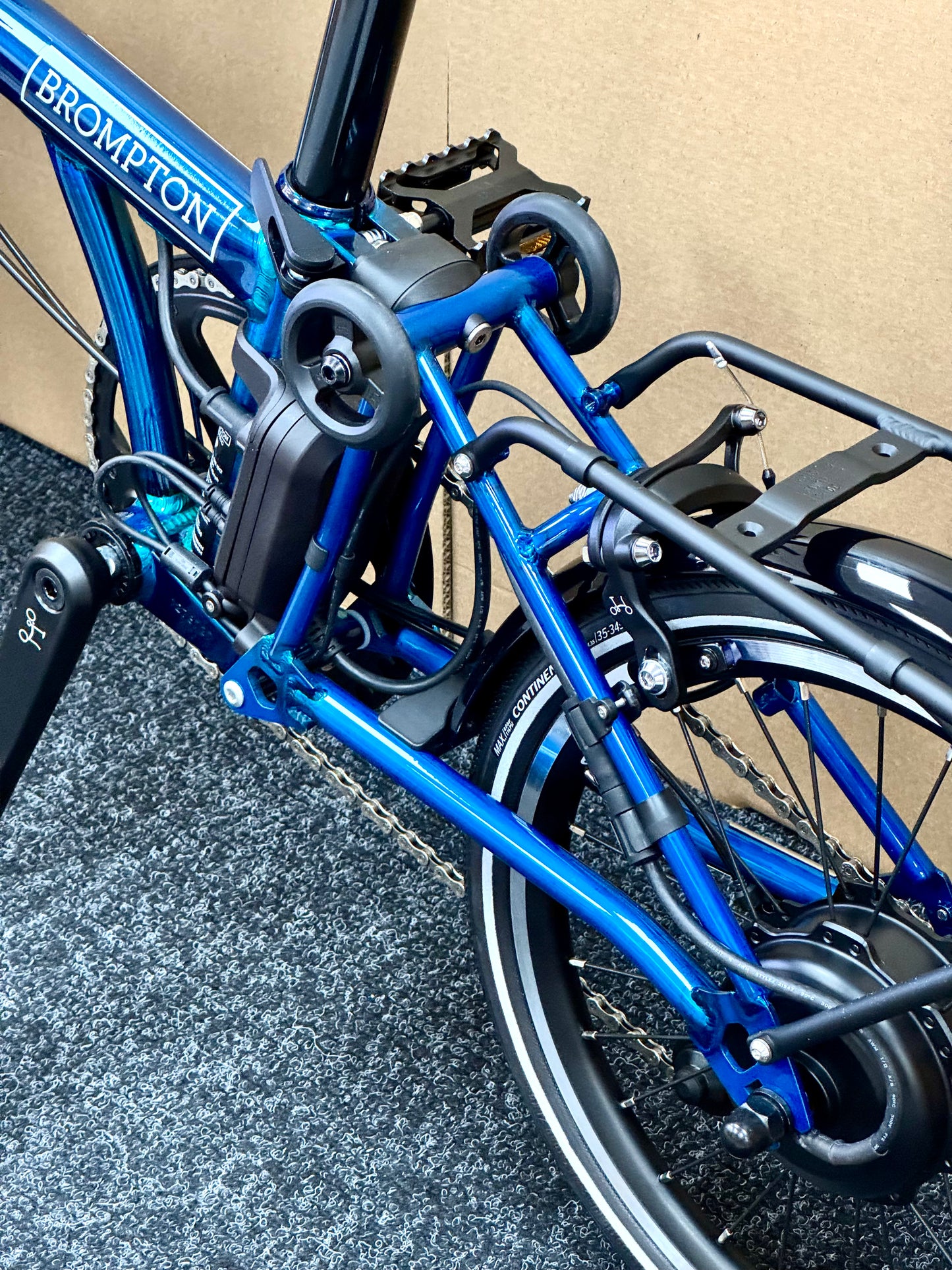 Brompton P Line Electric 4-Speed High-HB with e-Motiq System, Pacific Blue Lacquer