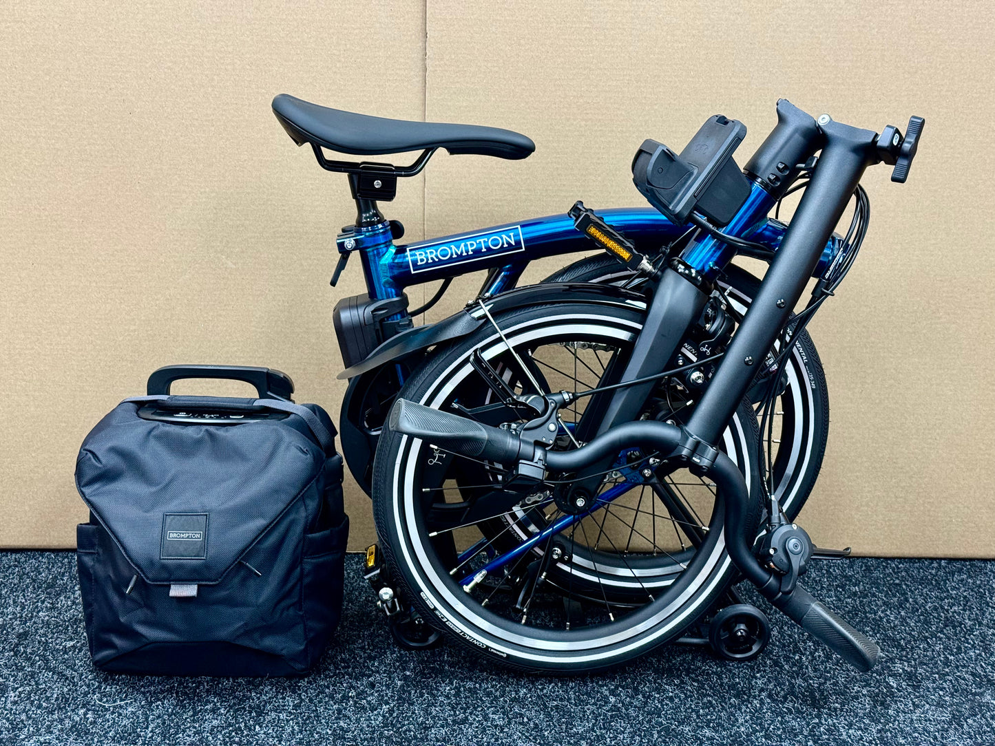 Brompton P Line Electric 4-Speed High-HB with e-Motiq System, Pacific Blue Lacquer