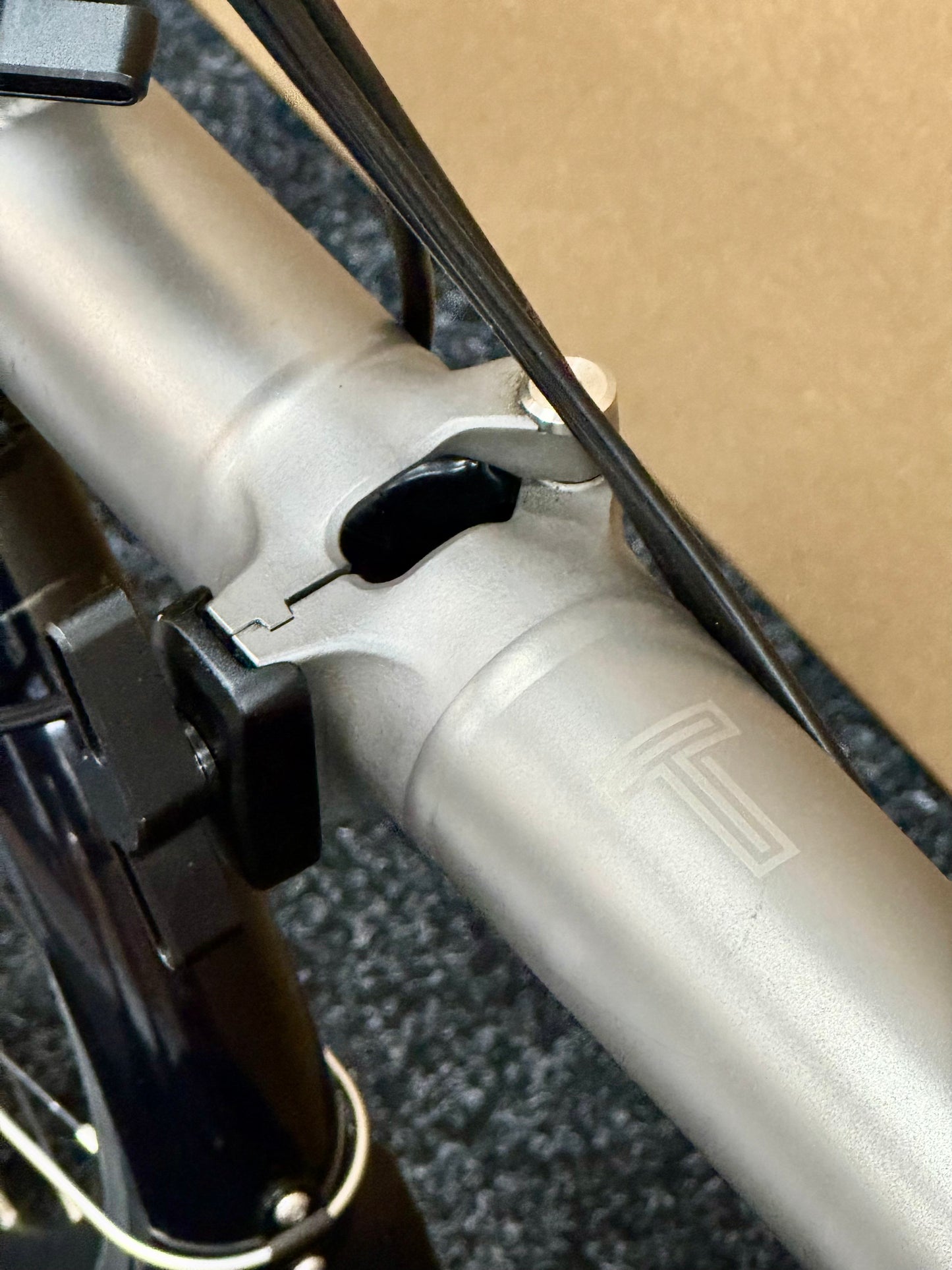 Brompton Pre-Owned T Line 12-Speed Mid-HB