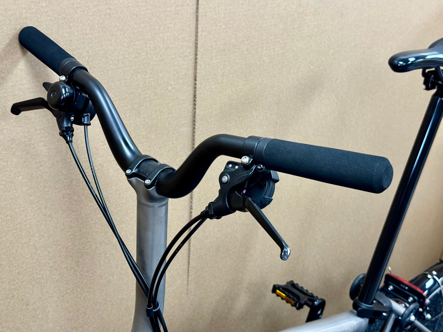 Brompton Pre-Owned T Line 12-Speed Mid-HB