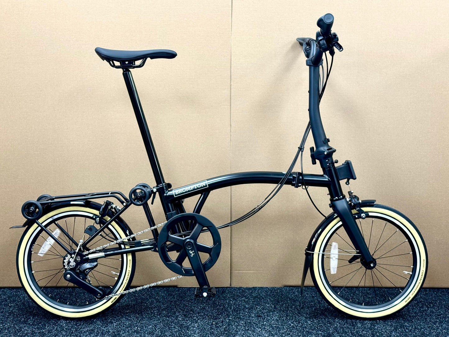 Brompton P Line 12-Speed Mid-HB All Black w/Roller Rack