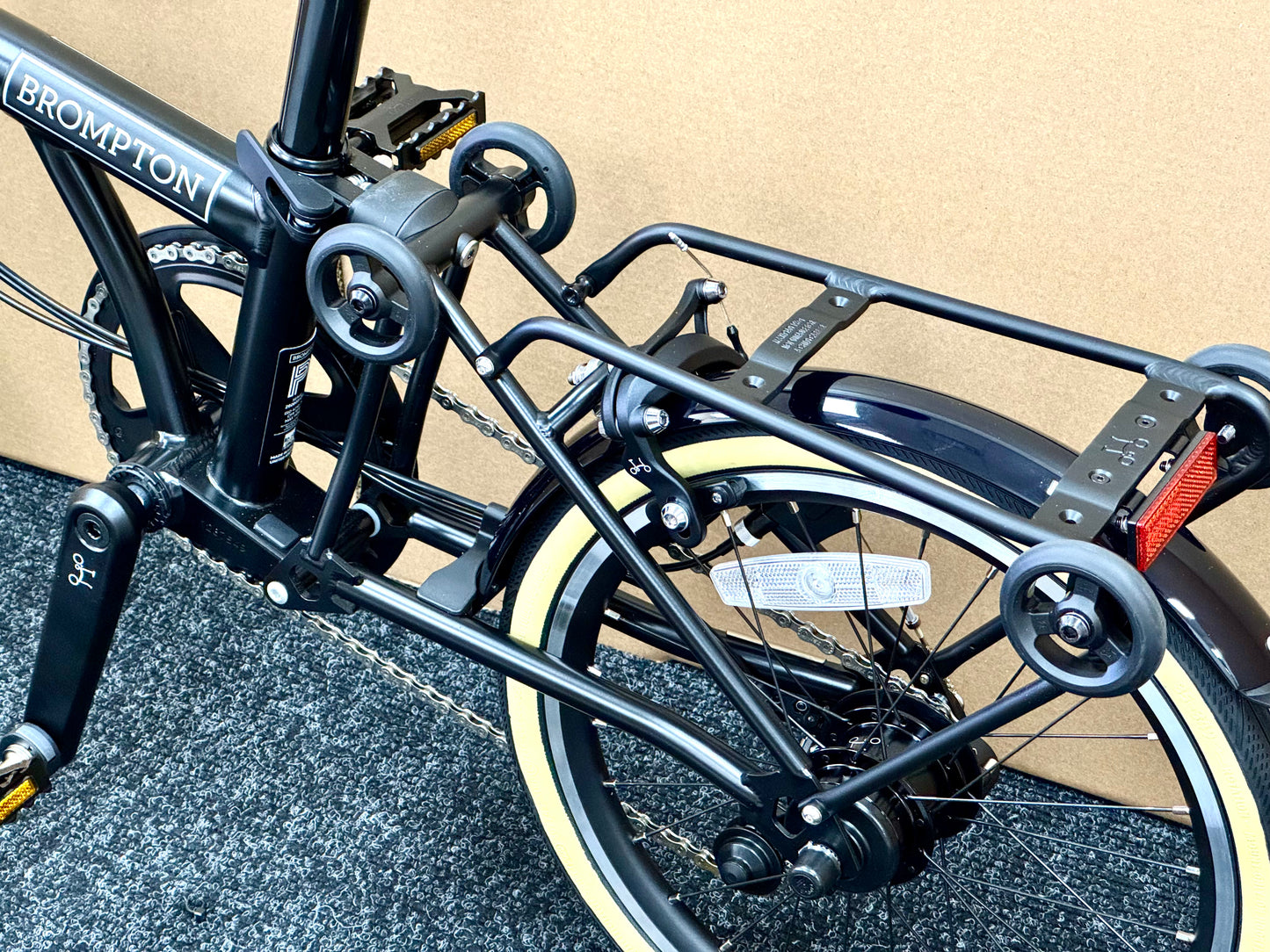 Brompton P Line 12-Speed Mid-HB All Black w/Roller Rack