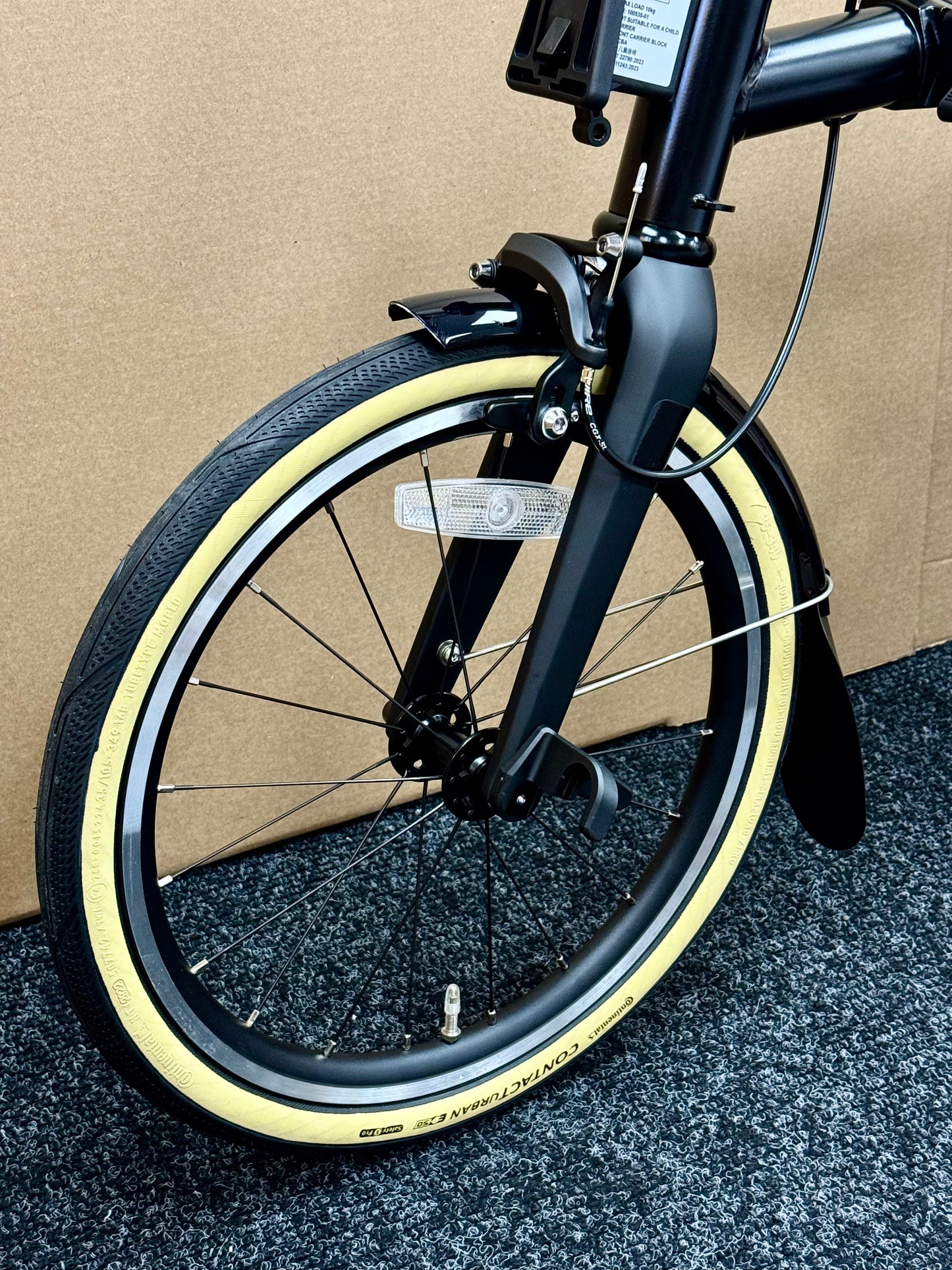 Brompton P Line 12-Speed Mid-HB All Black w/Roller Rack