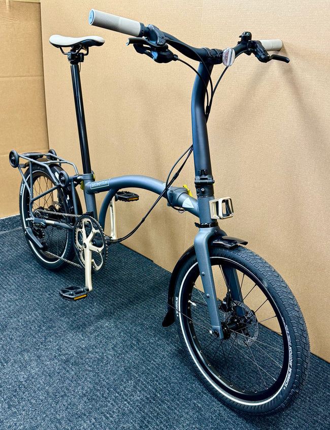 Brompton x and wander G Line 8-Speed Medium Frame