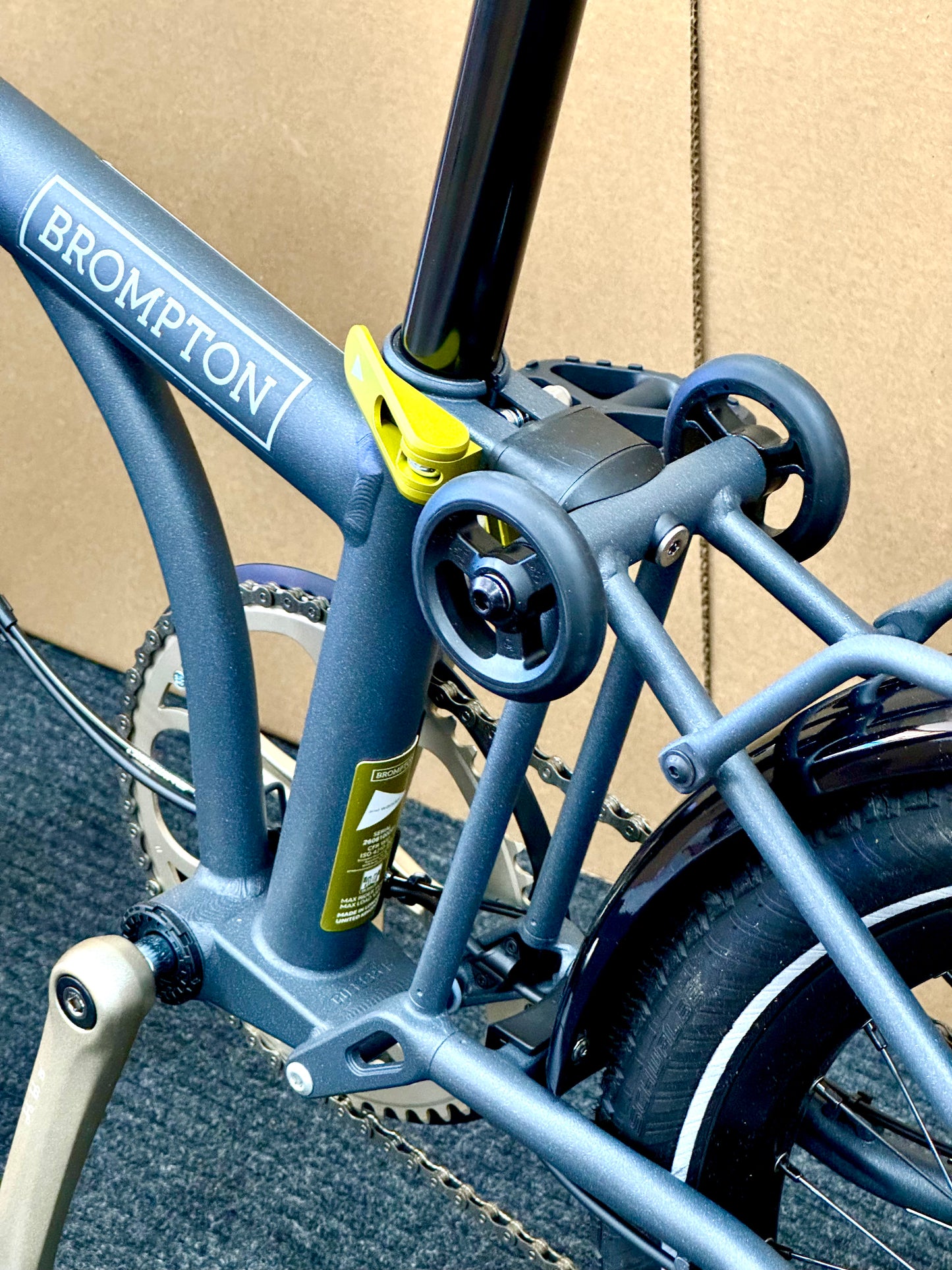 Brompton x and wander G Line 8-Speed Medium Frame