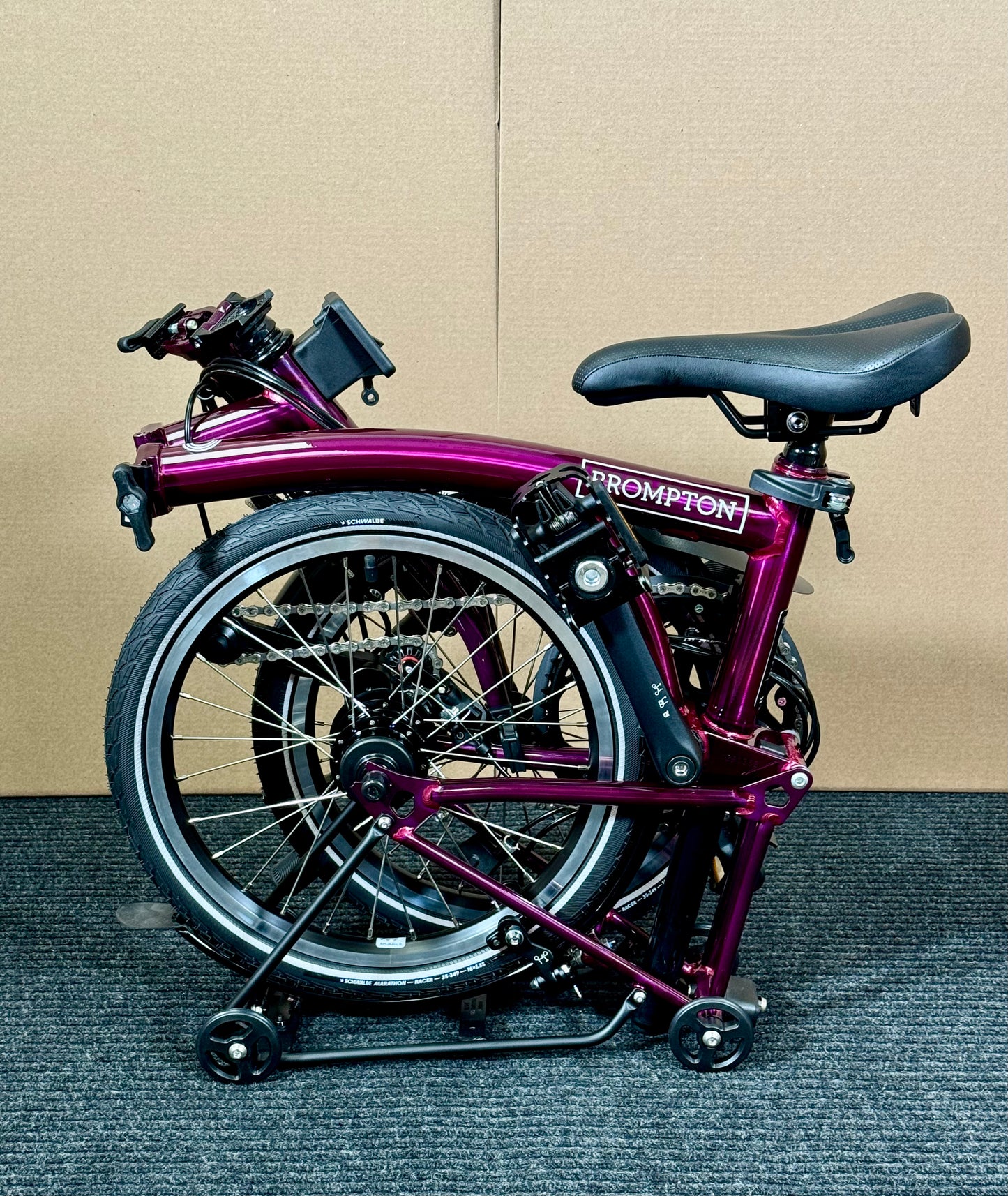 Brompton C Line 12-Speed Mid-HB Amethyst Lacquer w/Roller Rack