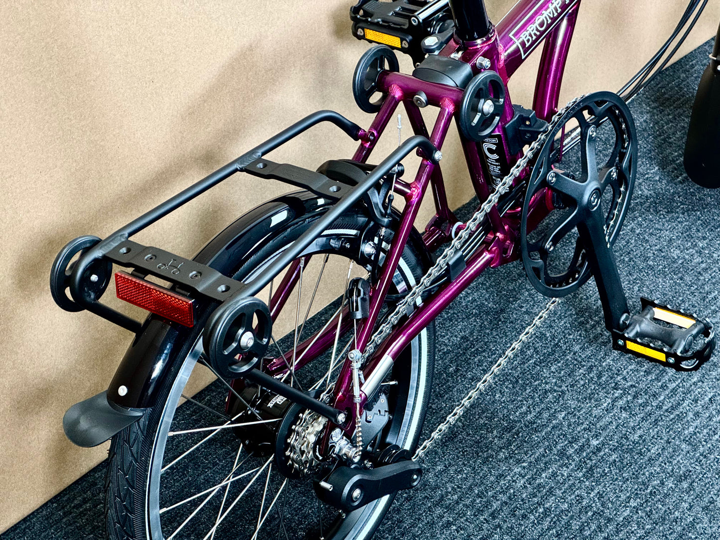 Brompton C Line 12-Speed High-HB Amethyst Lacquer w/Roller Rack