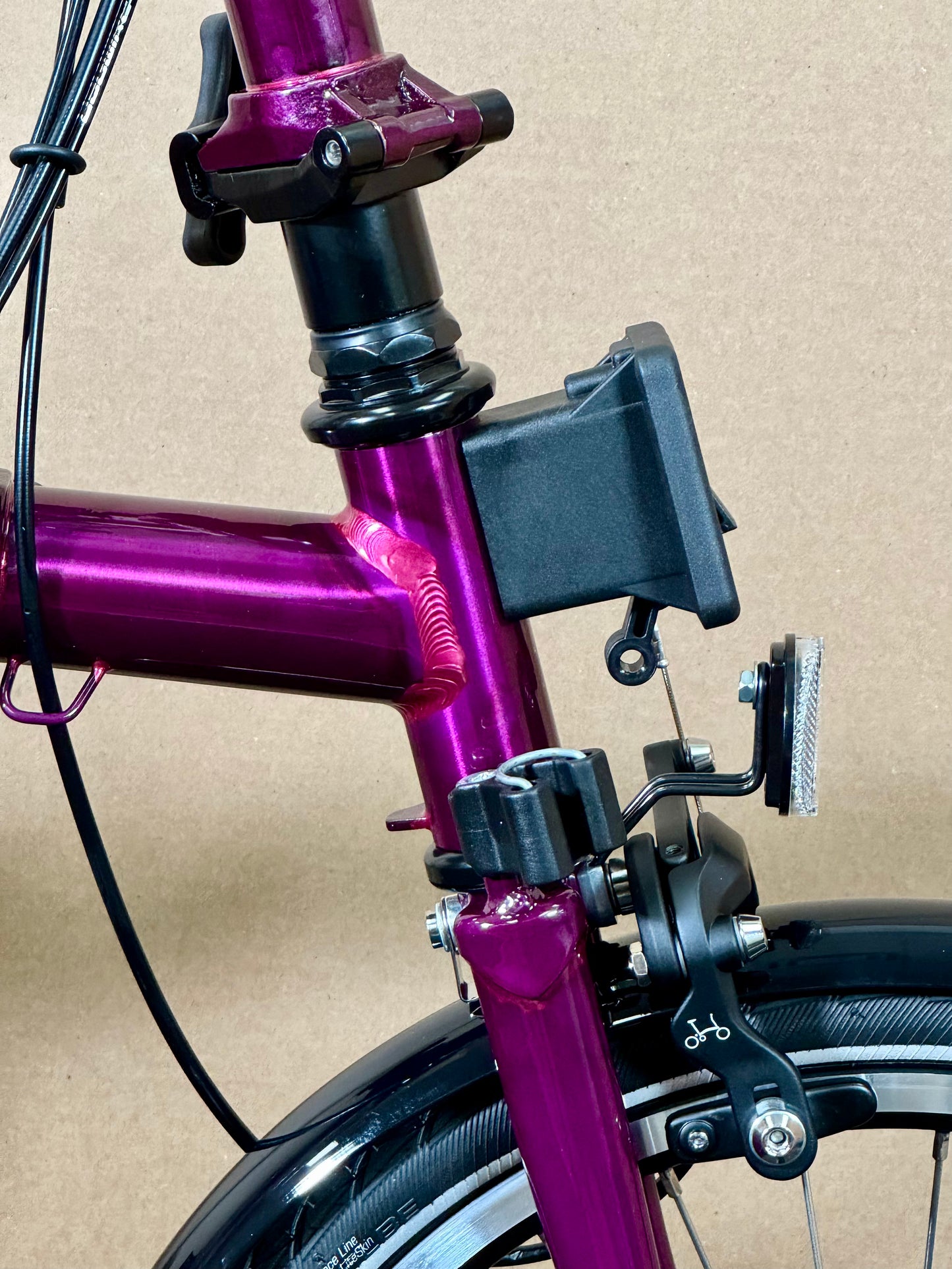 Brompton C Line 12-Speed High-HB Amethyst Lacquer w/Roller Rack