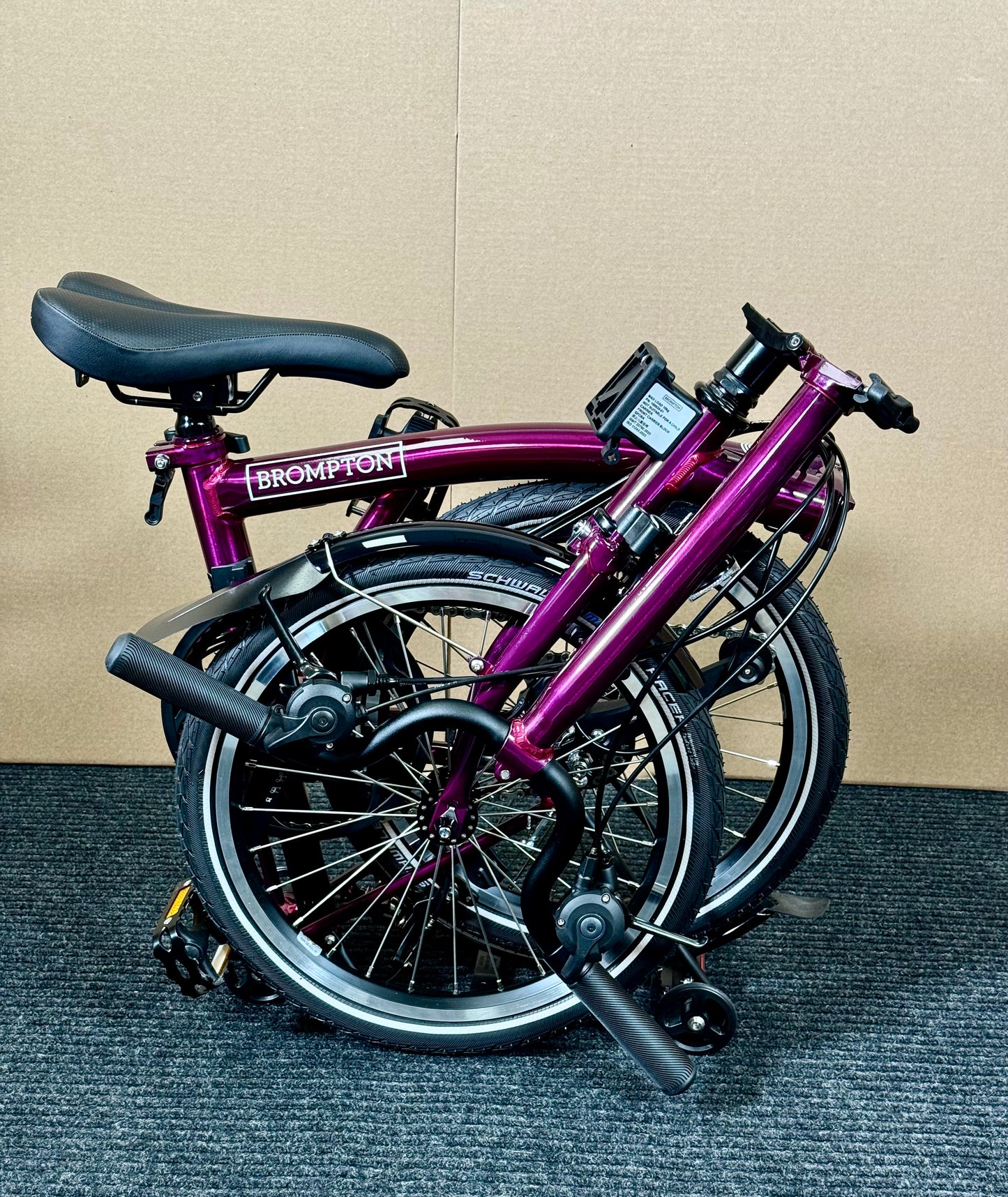 Brompton C Line 12-Speed High-HB Amethyst Lacquer w/Roller Rack