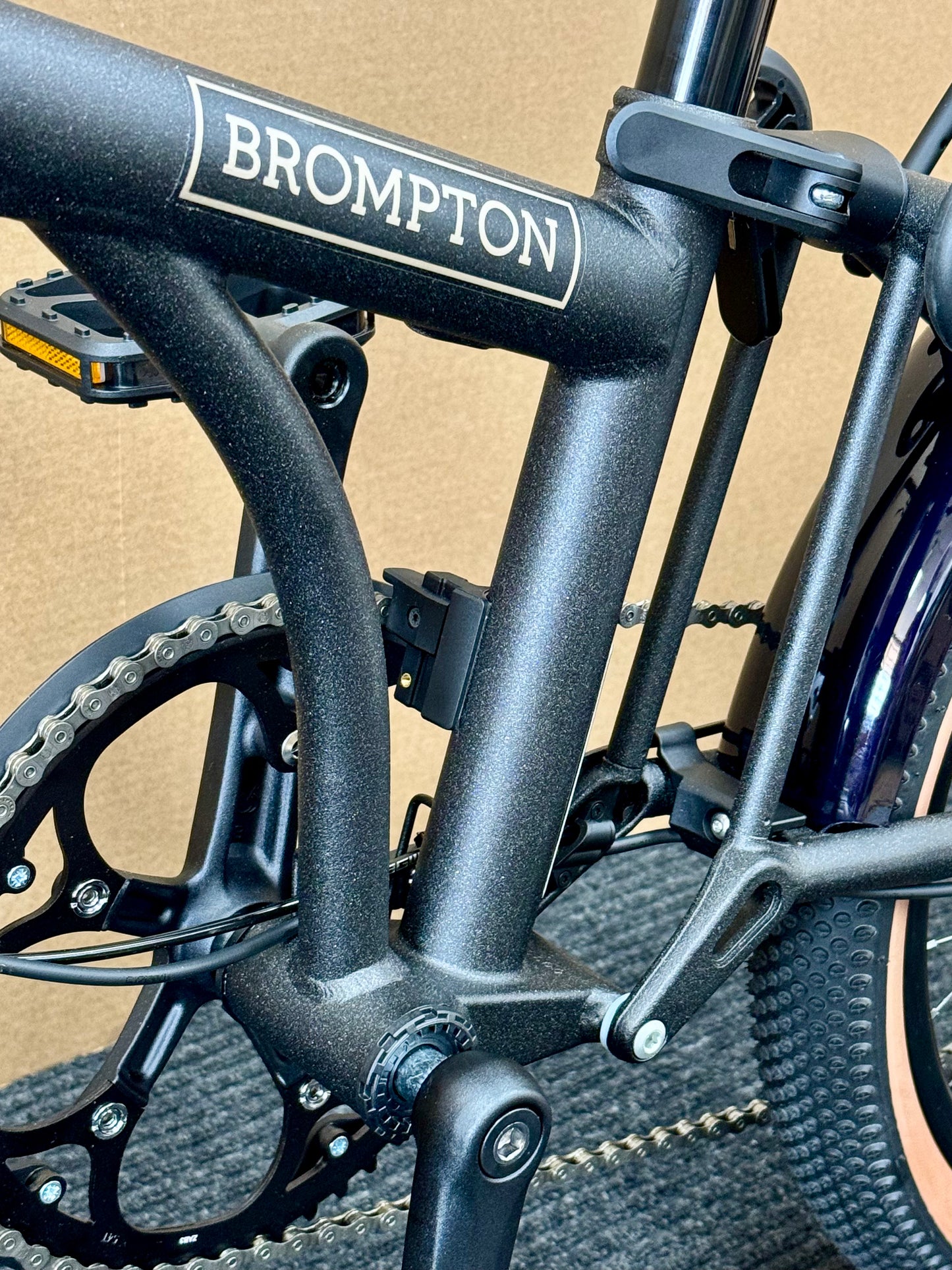 Brompton G Line 8-Speed Space Black