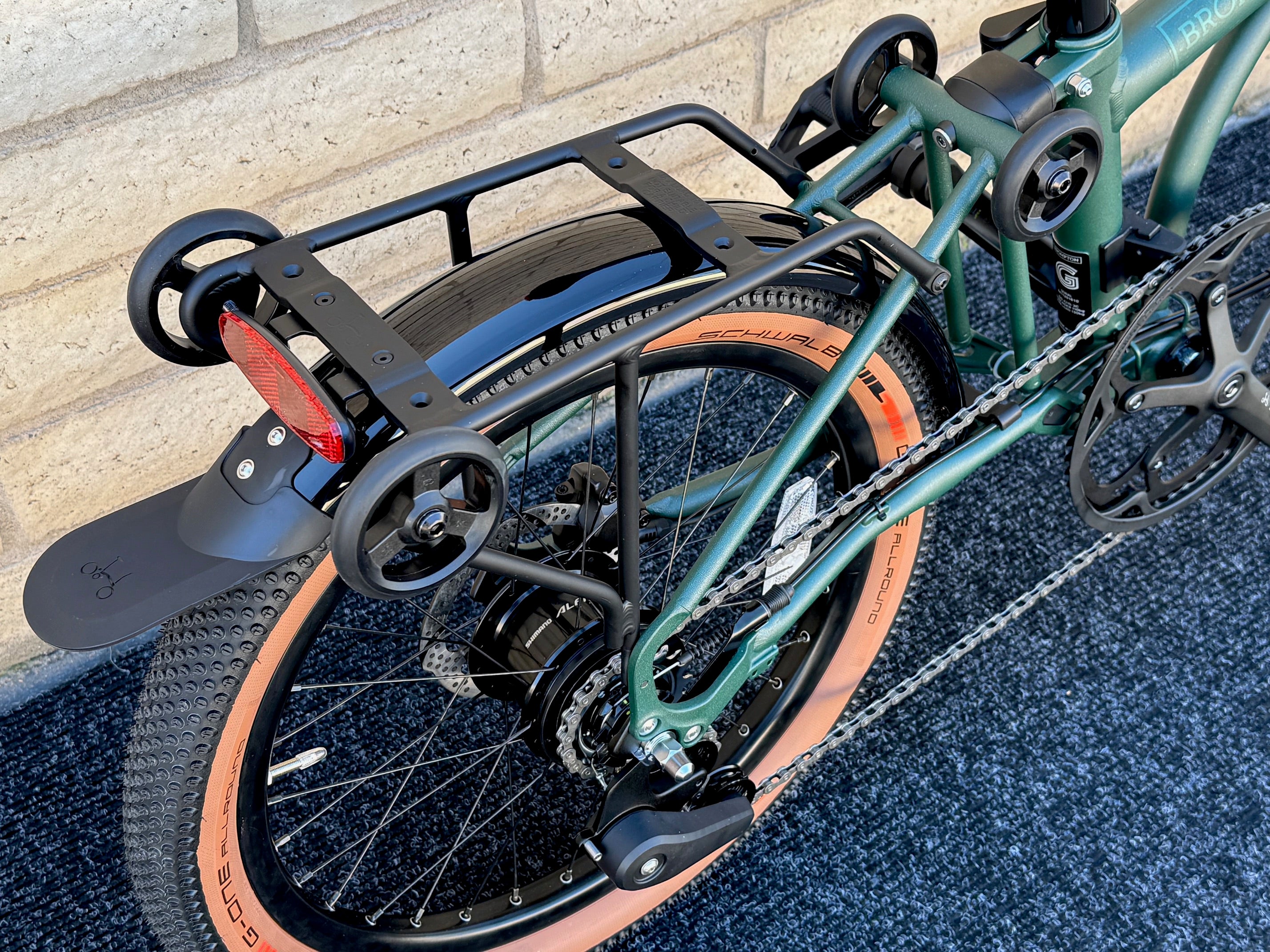 Brompton G Line 8-Speed Forest Green 3 Sizes – PortaPedal Bike