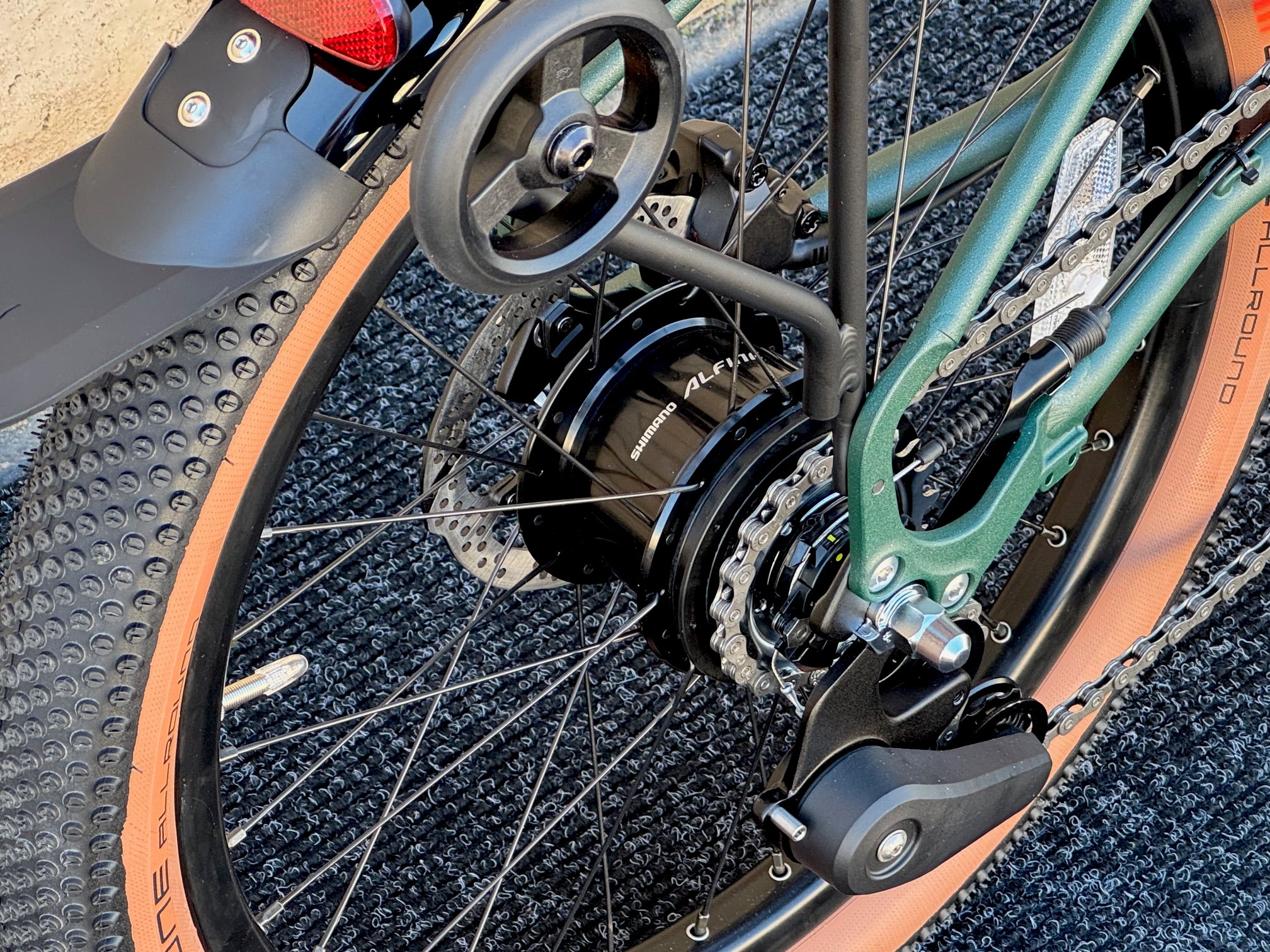 Brompton G Line 8-Speed Forest Green 3 Sizes – PortaPedal Bike