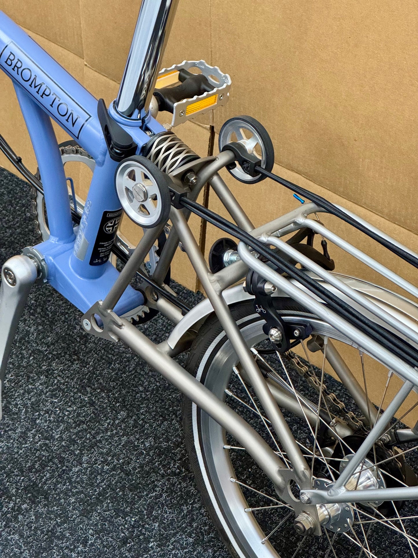 Brompton Pre-Owned High-HB 2-Speed Cloud Blue Superlight