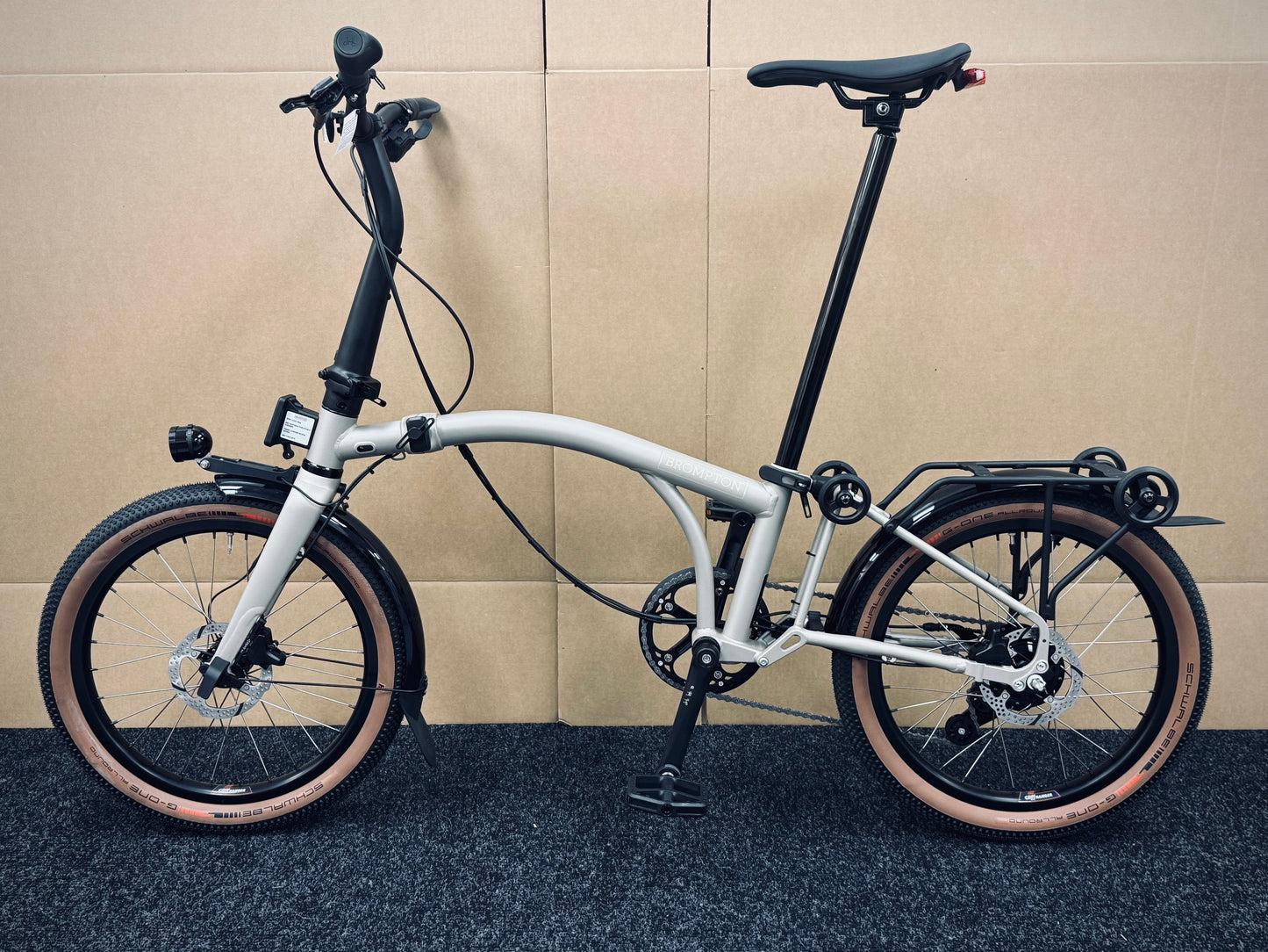 Brompton Venture G Line Alfine 11-Speed Trail Dust White Medium
