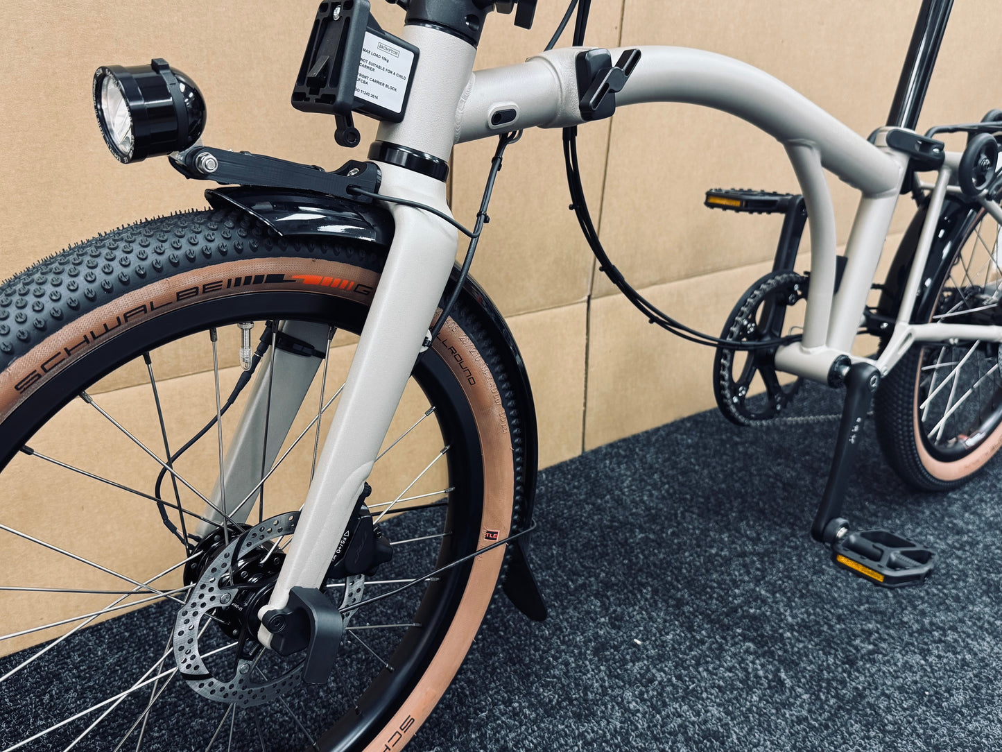 Brompton Venture G Line Alfine 11-Speed Trail Dust White Medium