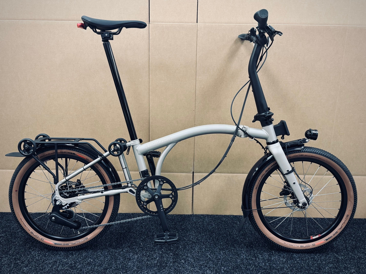 Brompton Venture G Line Alfine 11-Speed Trail Dust White Medium