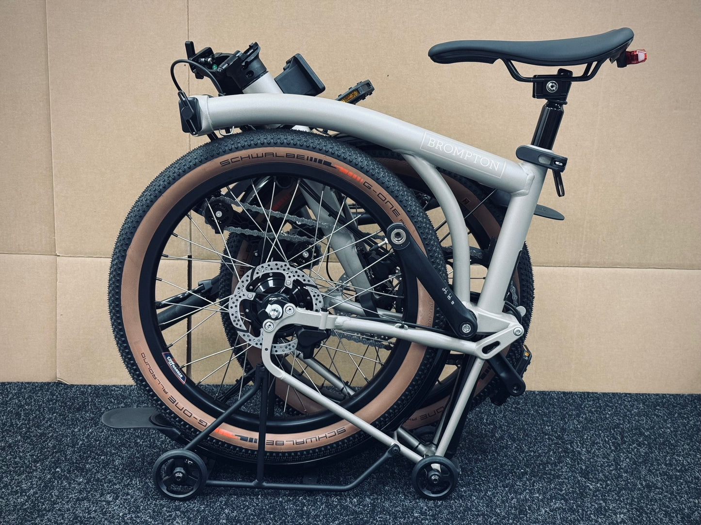 Brompton Venture G Line Alfine 11-Speed Trail Dust White Medium