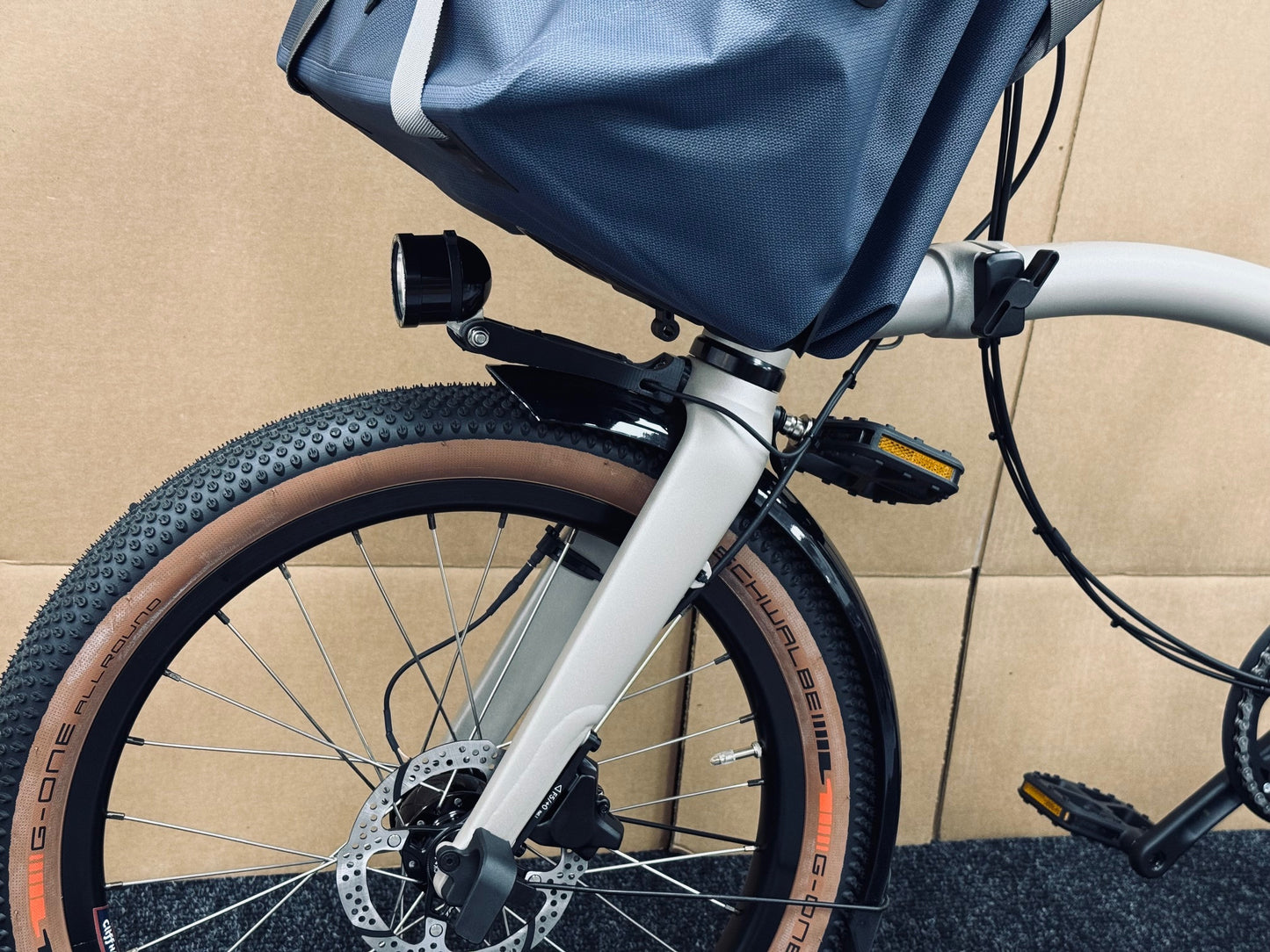 Brompton Venture G Line Alfine 11-Speed Trail Dust White Medium