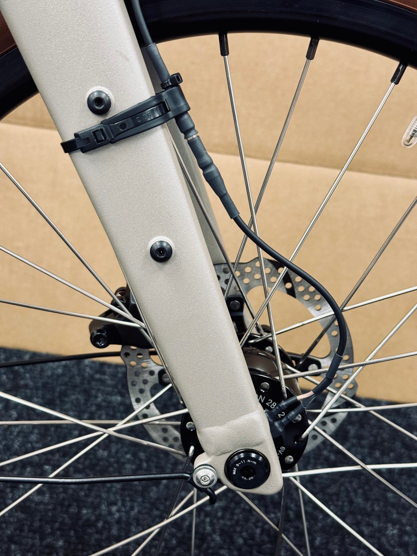 Brompton Venture G Line Alfine 11-Speed Trail Dust White Medium