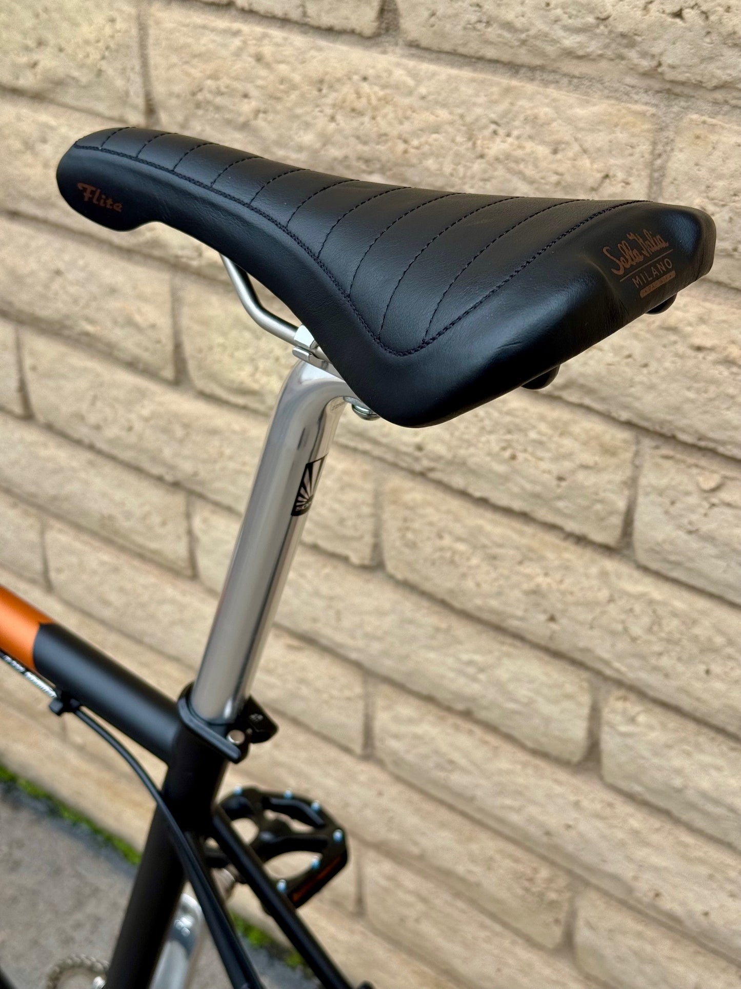 Soma Rufus Matte Black (Large)