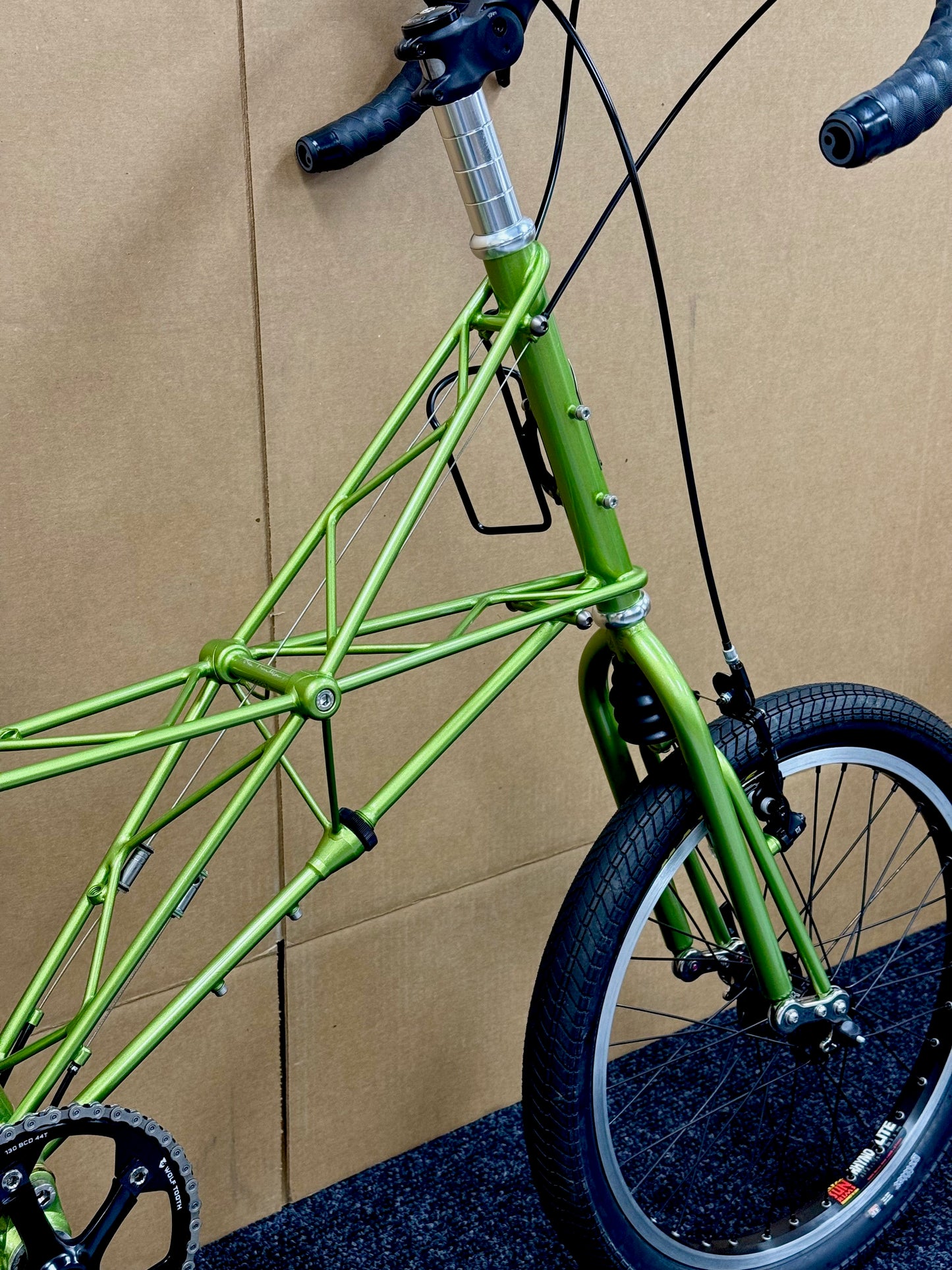 Moulton Pre-Owned XTB Willow Green Metallic
