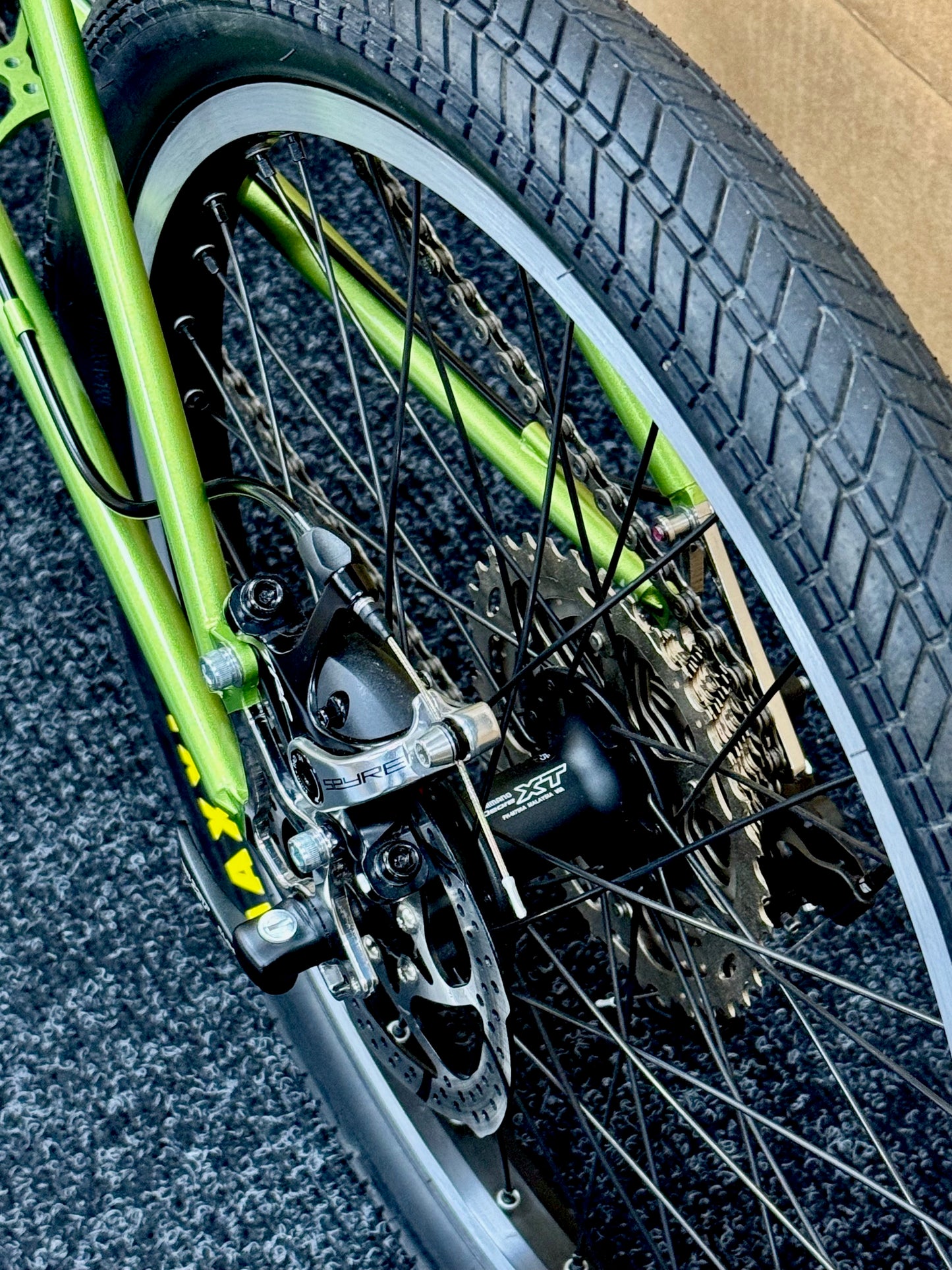 Moulton Pre-Owned XTB Willow Green Metallic