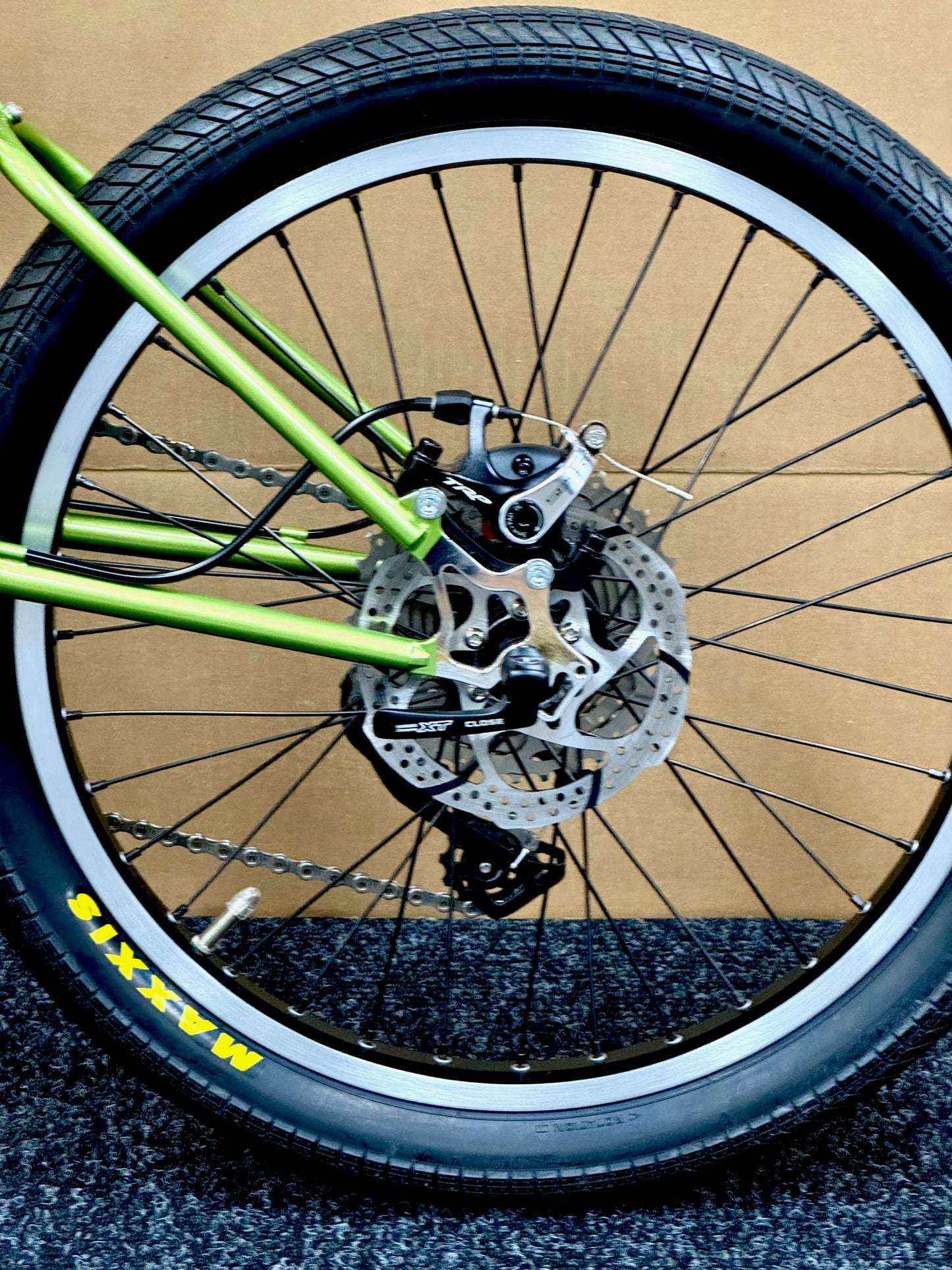 Moulton Pre-Owned XTB Willow Green Metallic