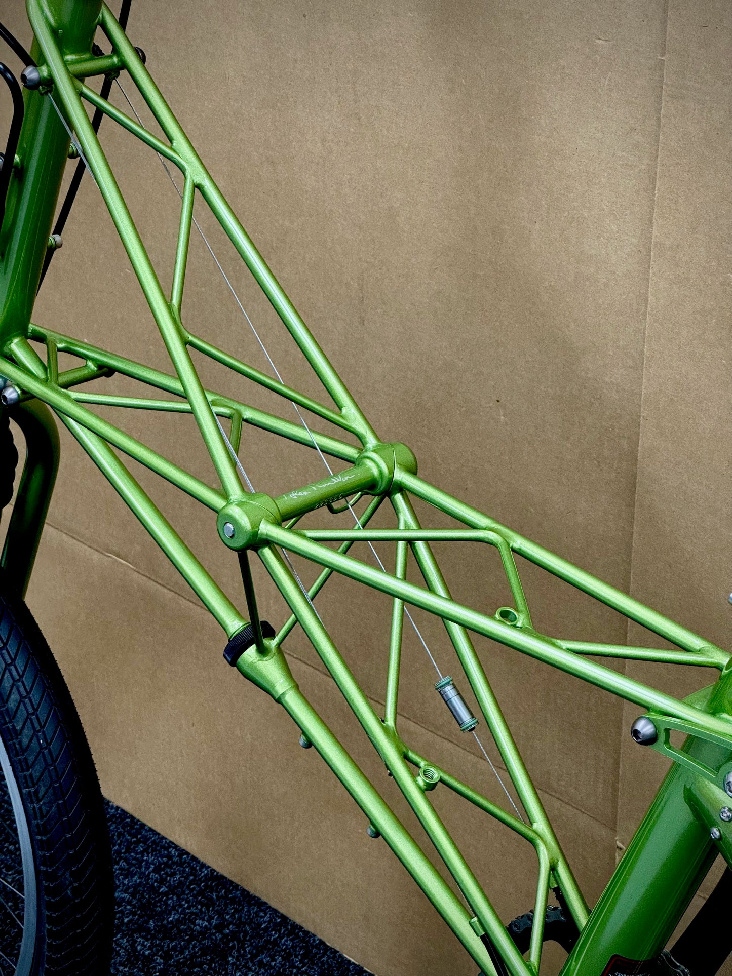 Moulton Pre-Owned XTB Willow Green Metallic