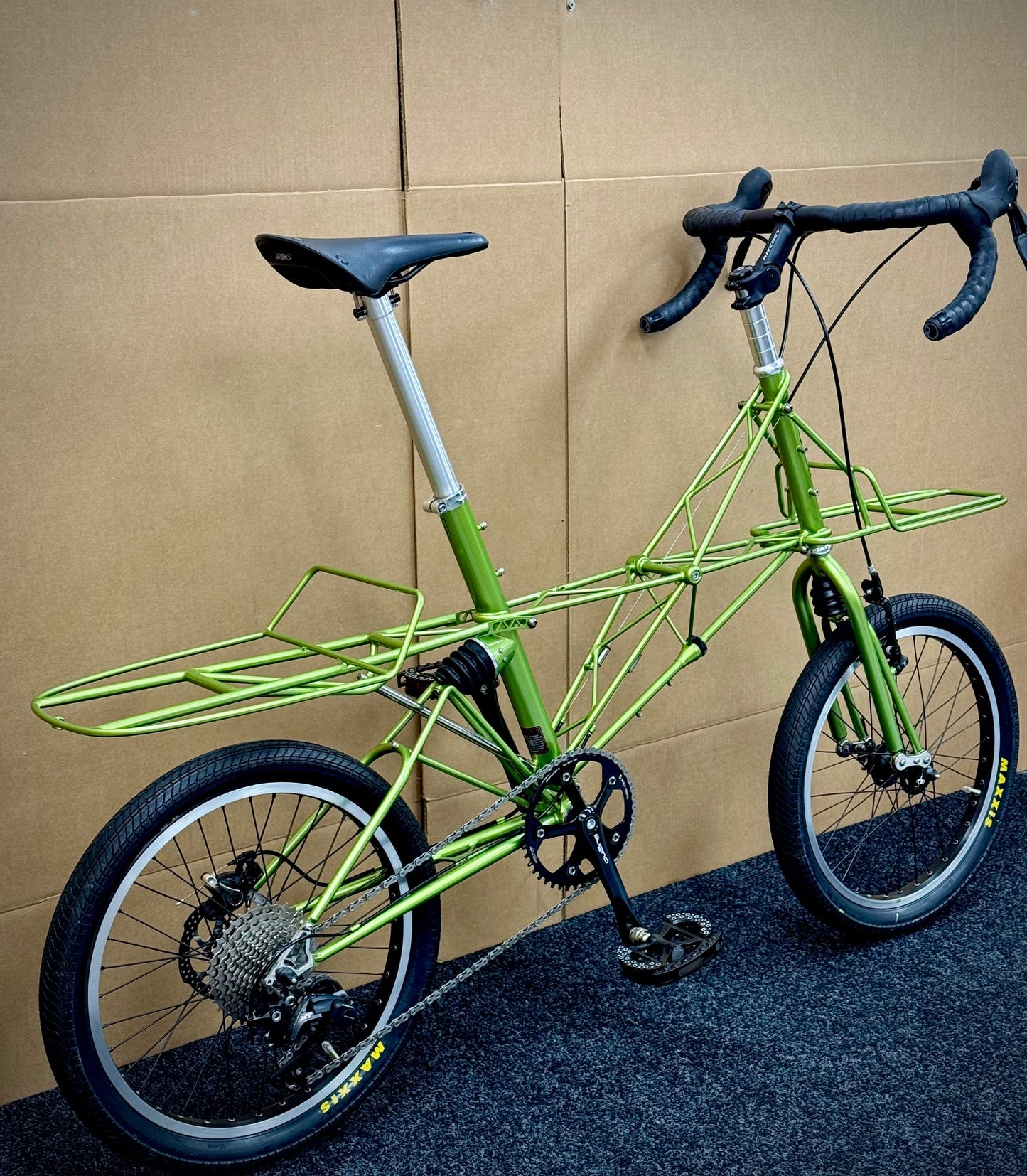 Moulton Pre-Owned XTB Willow Green Metallic