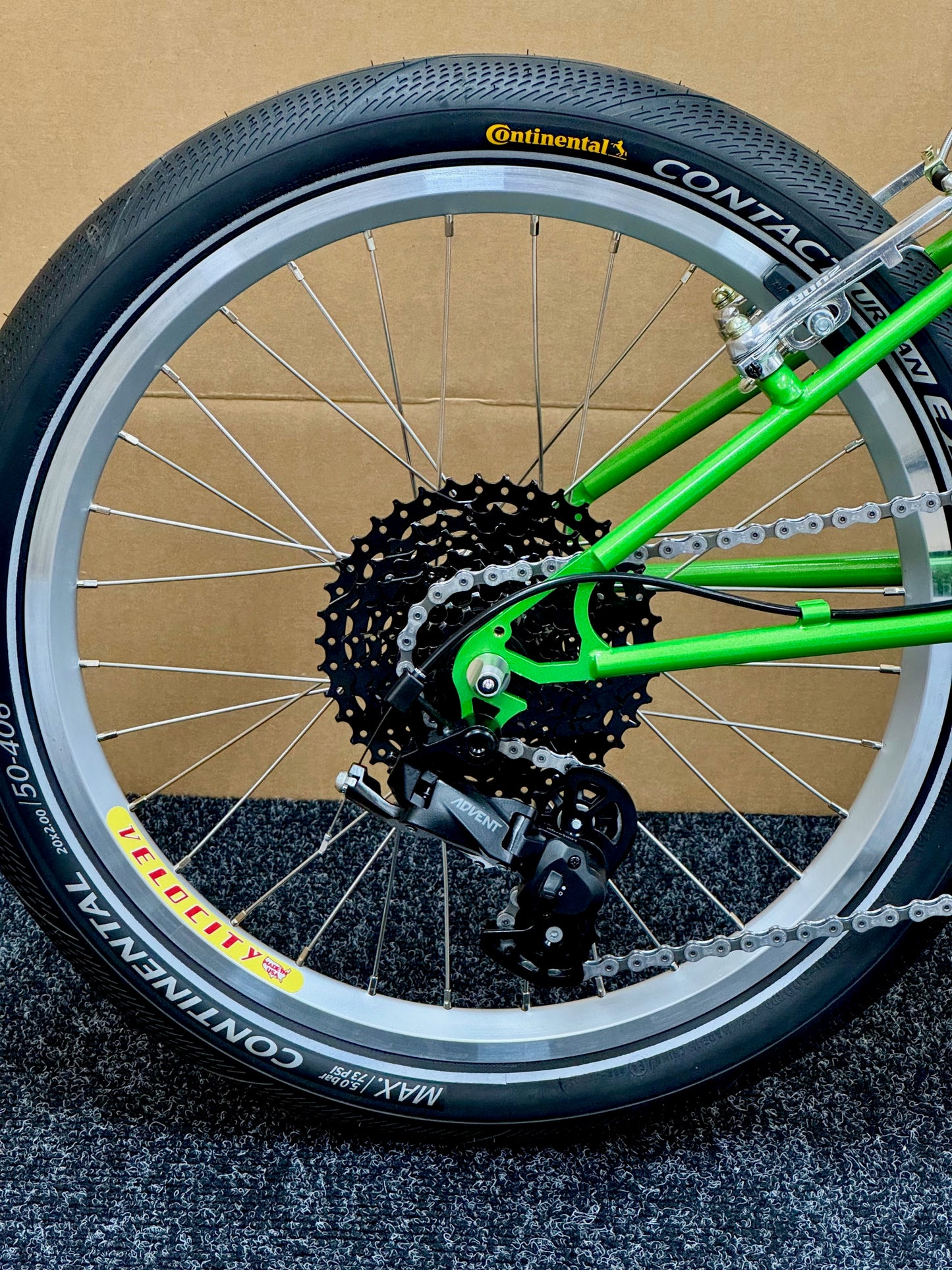 Moulton TSR Wide-Range 9-Speed Bright Green