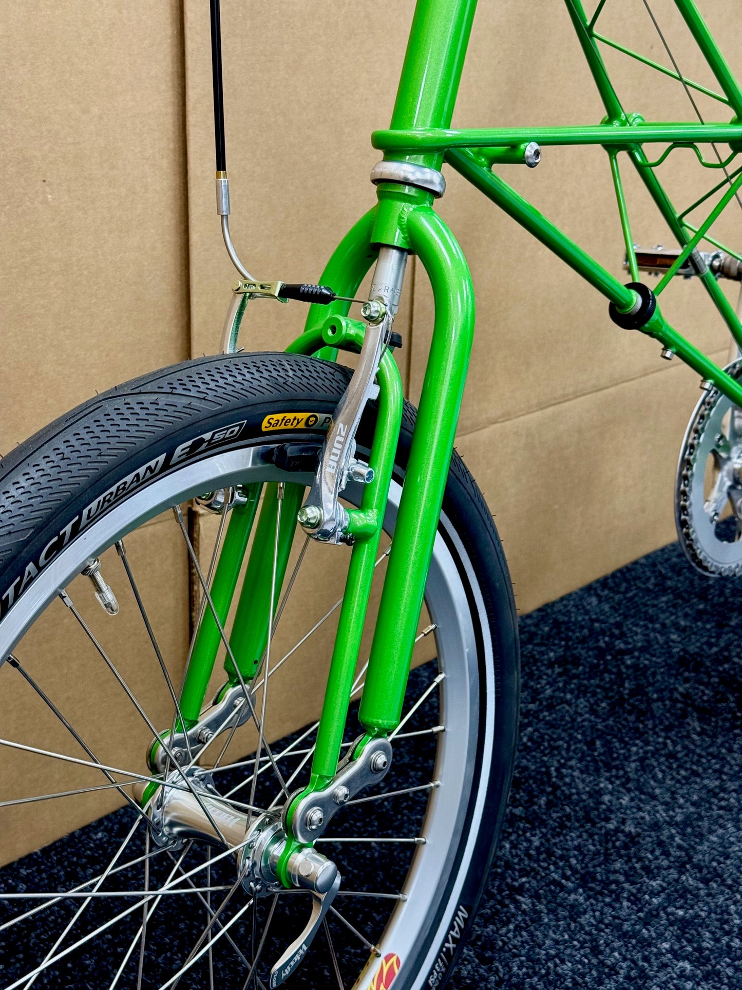 Moulton TSR Wide-Range 9-Speed Bright Green