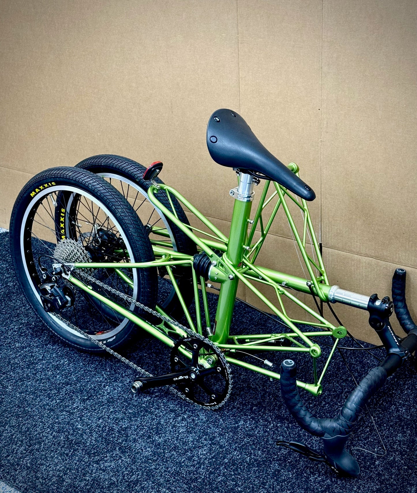 Moulton Pre-Owned XTB Willow Green Metallic