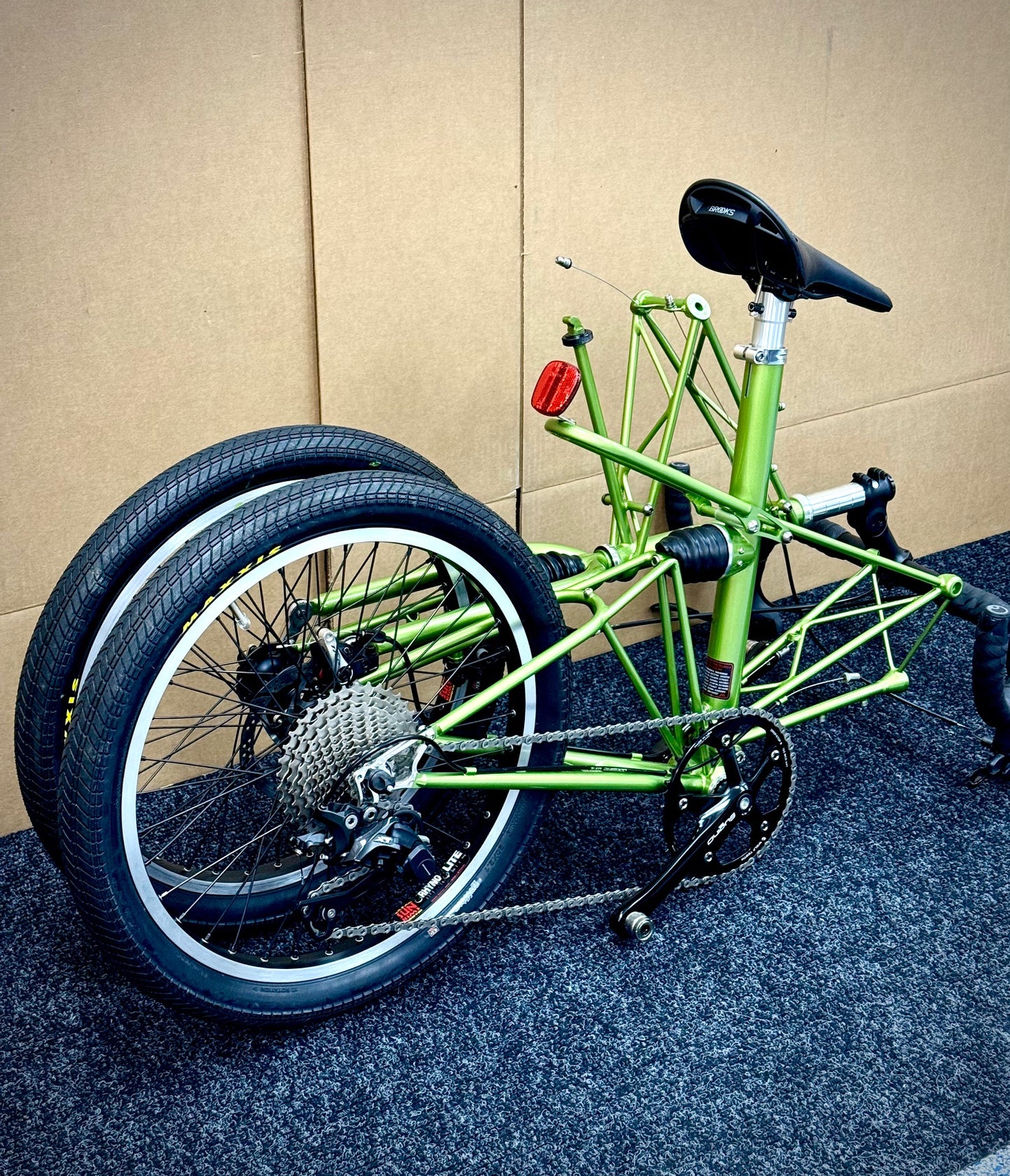 Moulton Pre-Owned XTB Willow Green Metallic