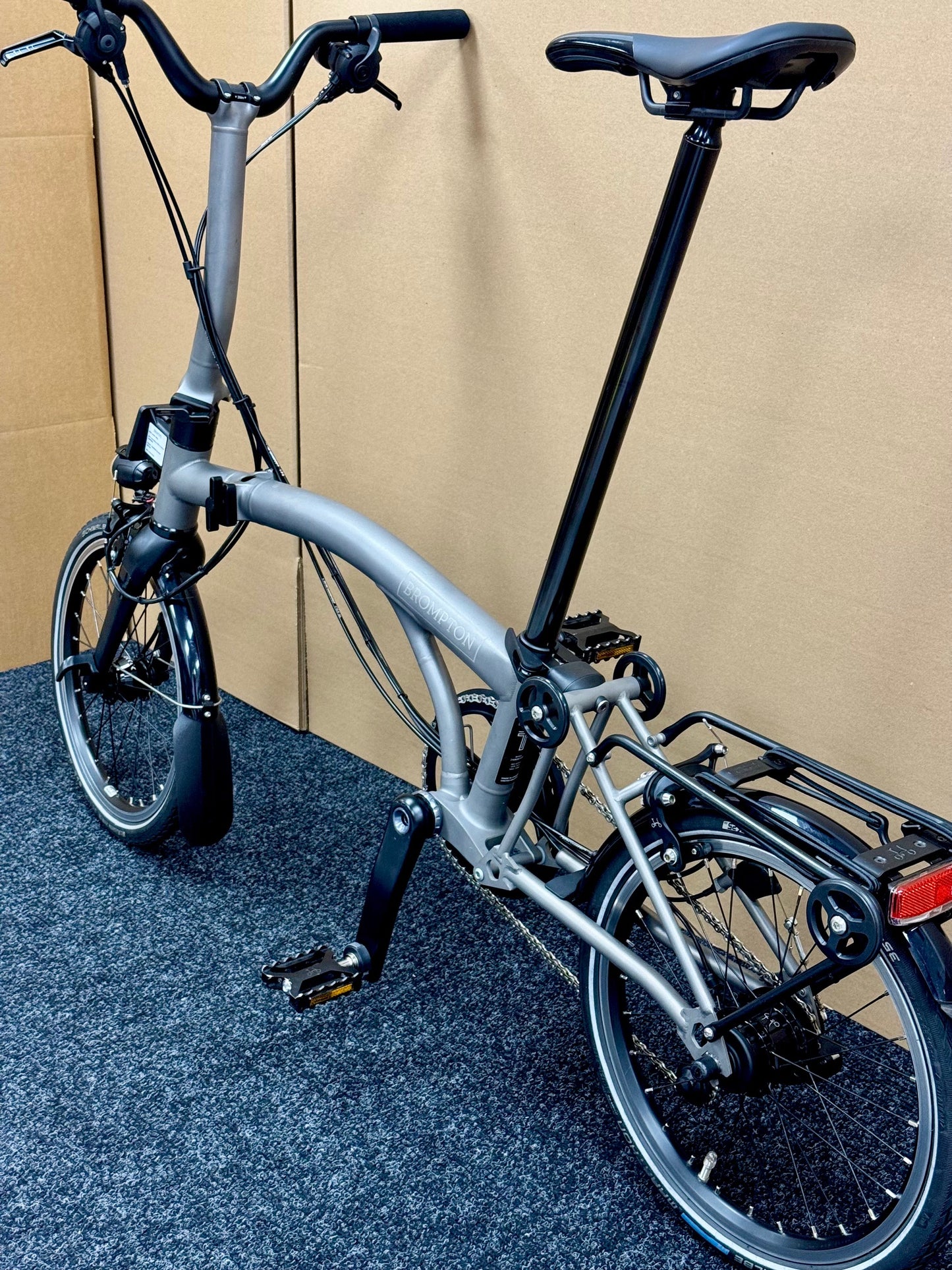 Brompton Pre-Owned T Line 12-Speed Mid-HB Titanium